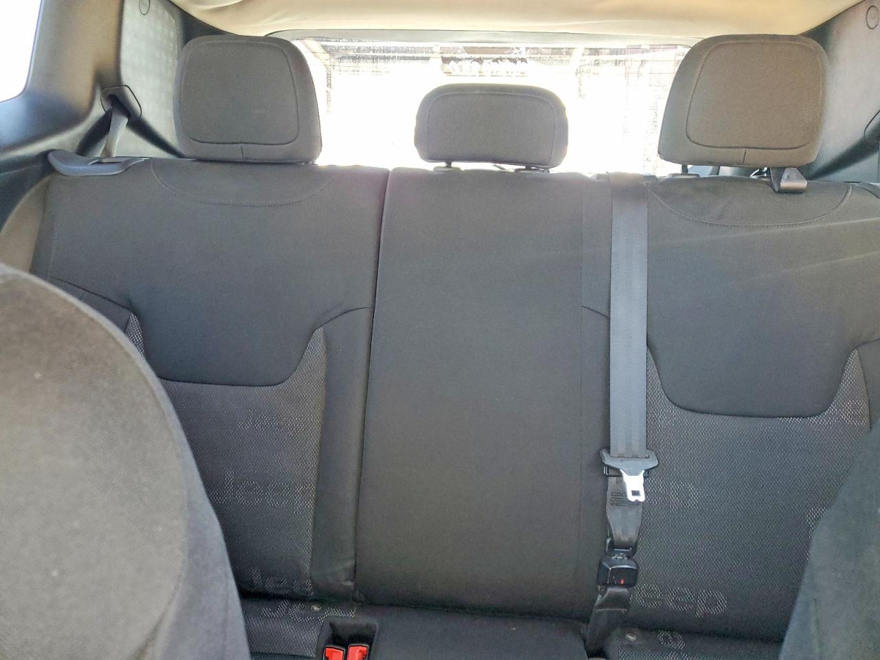 2015 Jeep Renegade Latitude Tan vin: ZACCJABT2FPB37662