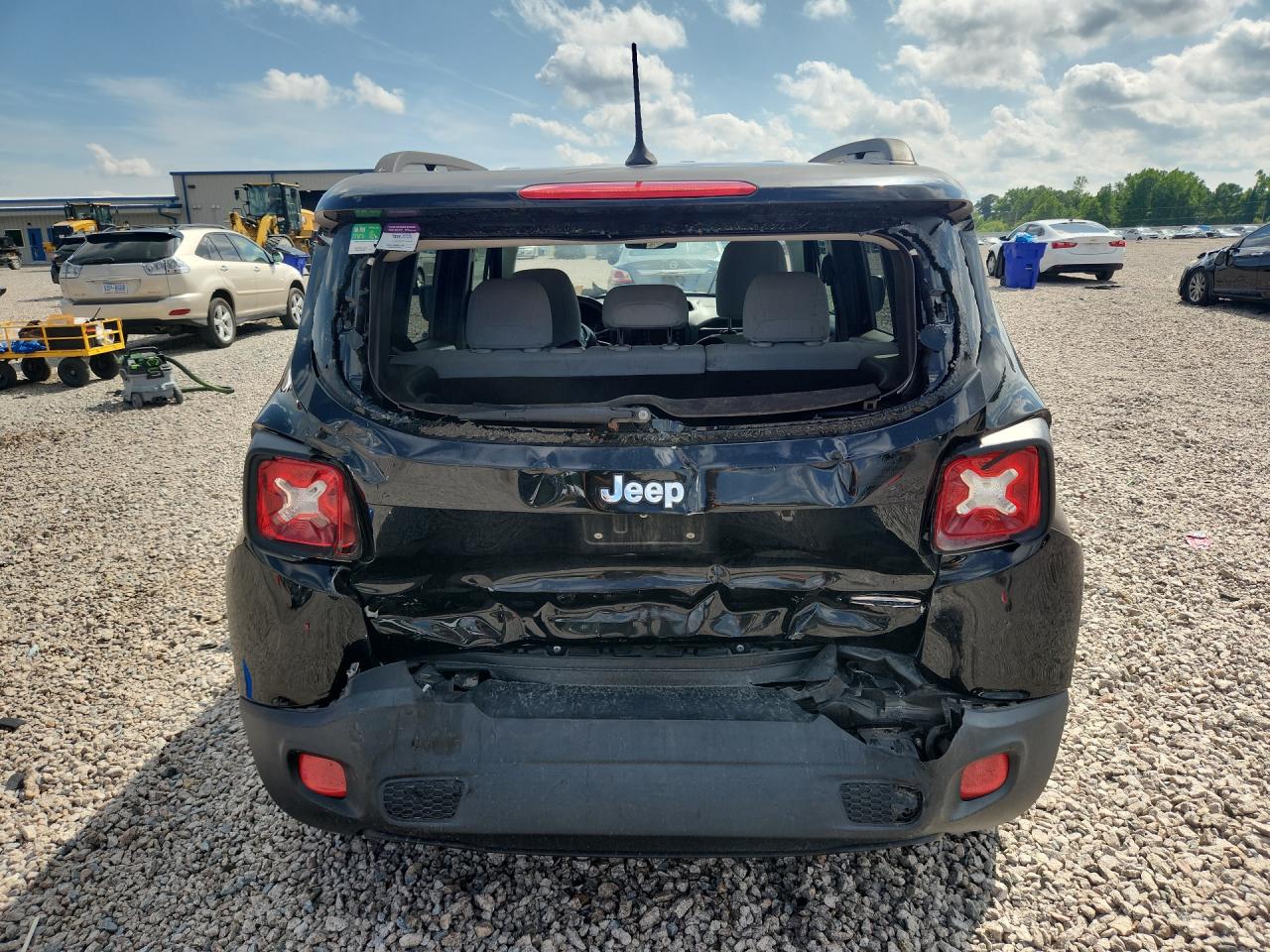 2015 Jeep Renegade Latitude Black vin: ZACCJABT2FPB51562