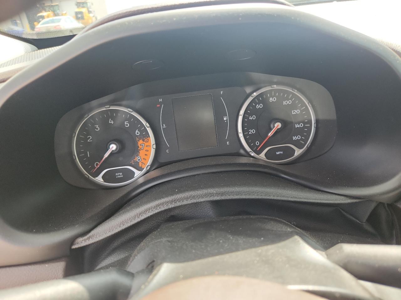 2015 Jeep Renegade Latitude Black vin: ZACCJABT2FPB51562