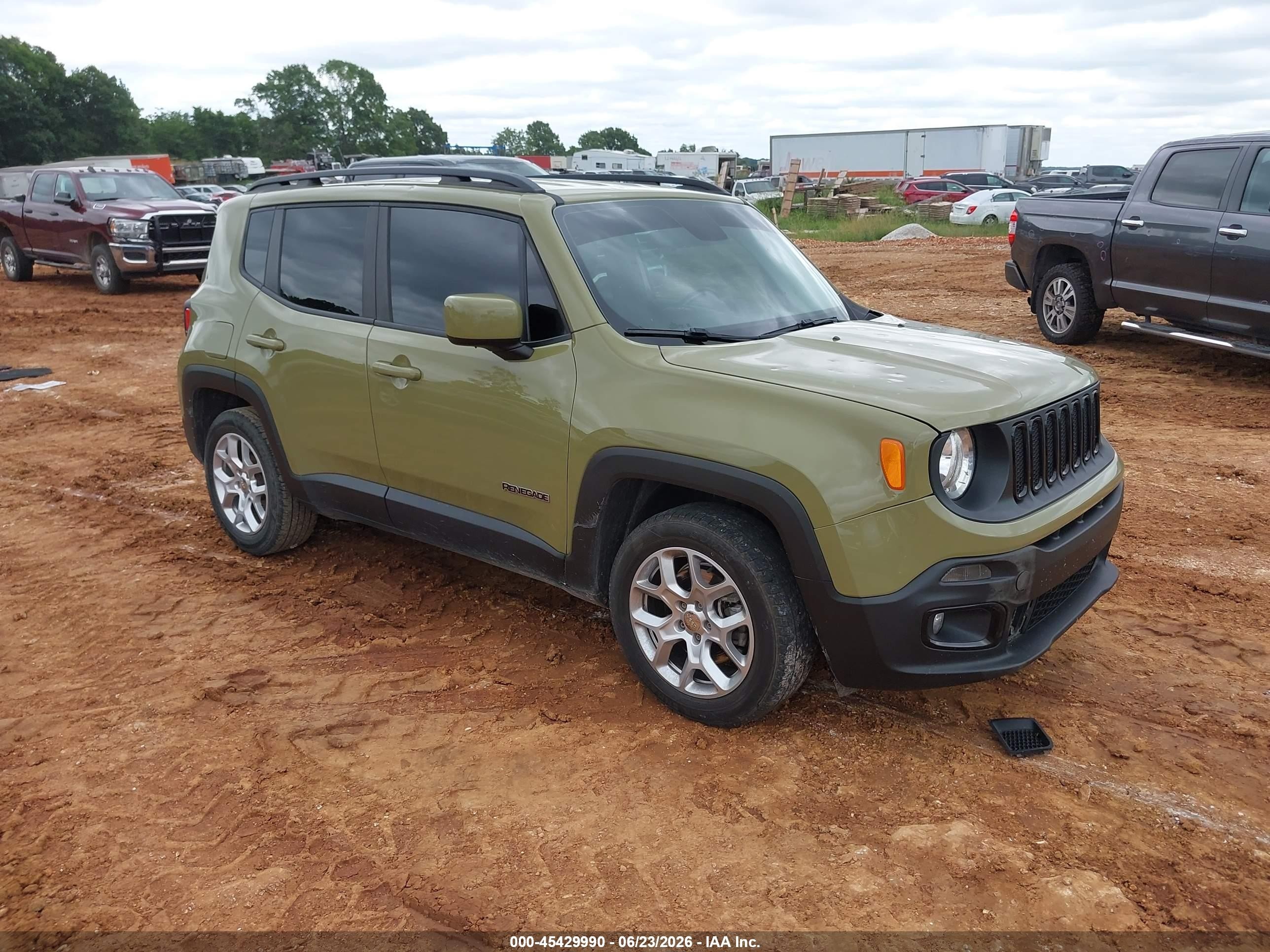 2015 Jeep Renegade Latitude Green vin: ZACCJABT2FPB82651