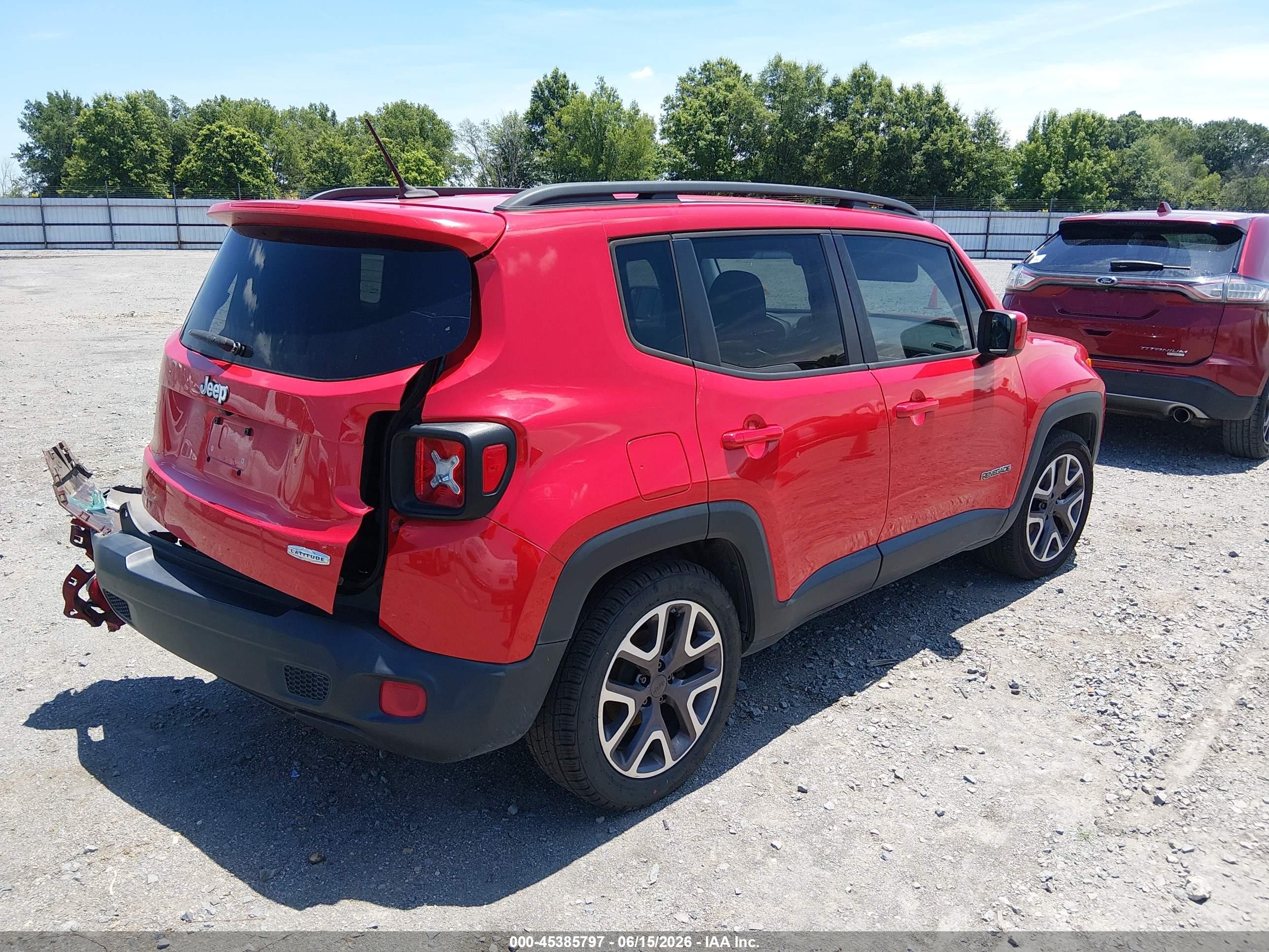 2015 Jeep Renegade Latitude Red vin: ZACCJABT2FPB99434
