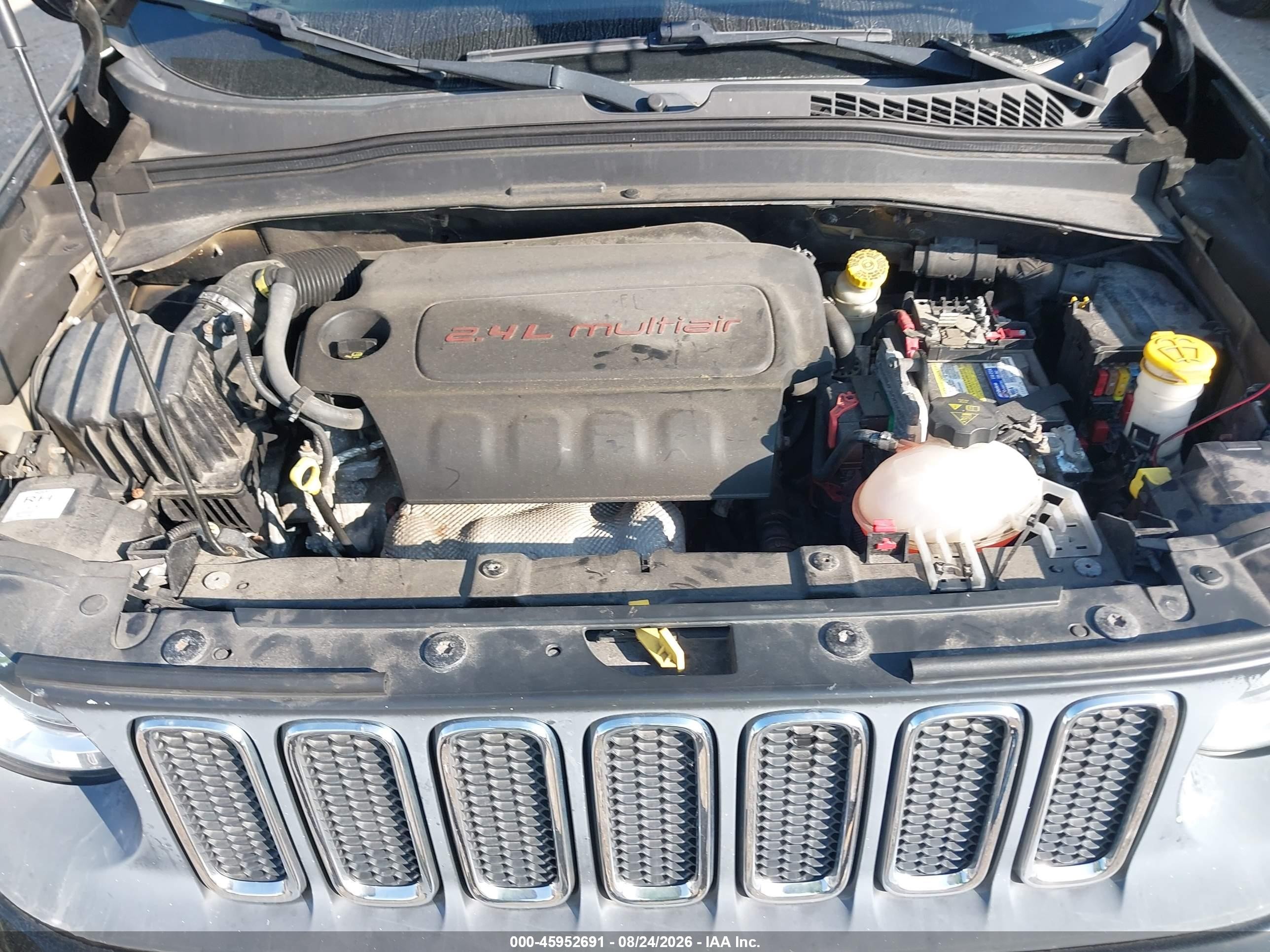 2015 Jeep Renegade Latitude Black vin: ZACCJABT2FPC34781