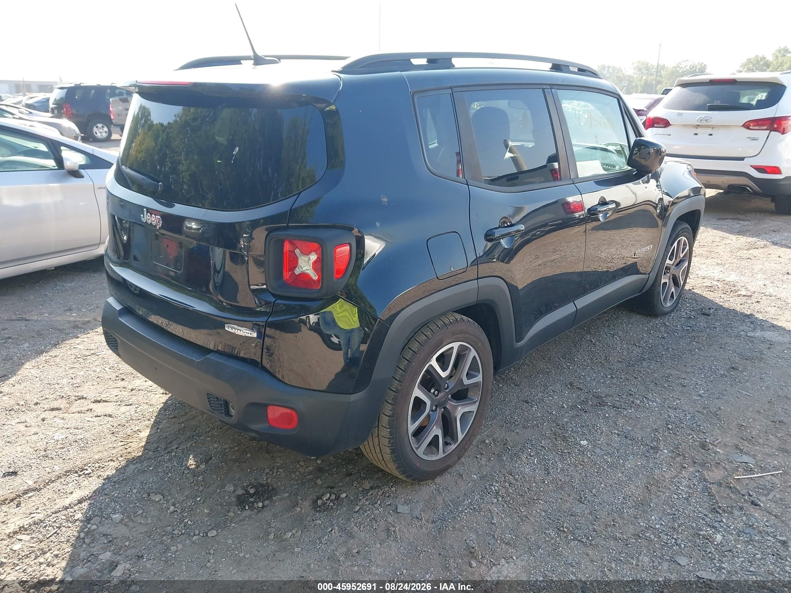 2015 Jeep Renegade Latitude Black vin: ZACCJABT2FPC34781