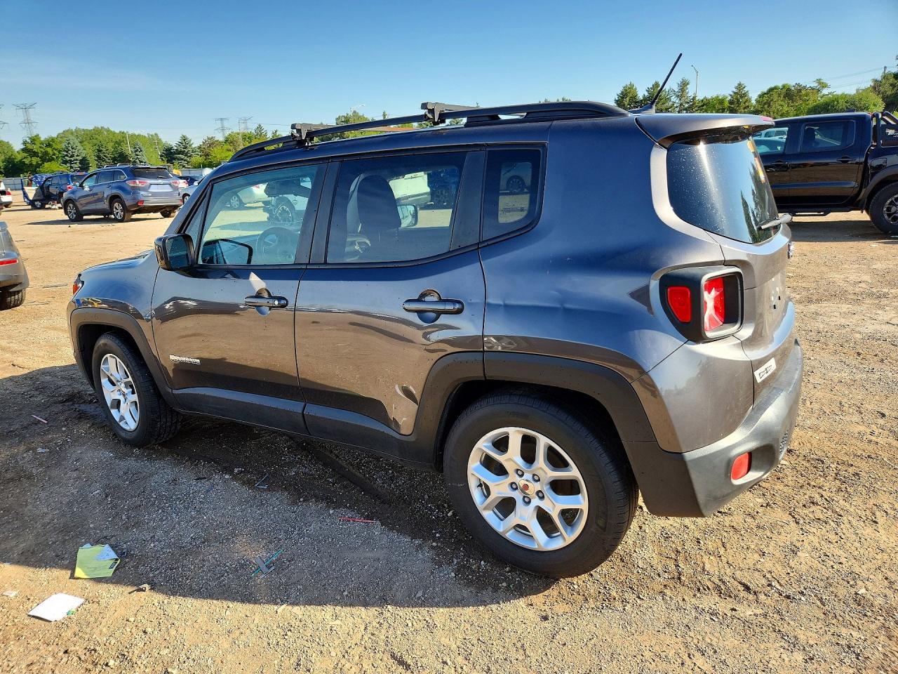 2016 Jeep Renegade Latitude Gray vin: ZACCJABT3GPD81189
