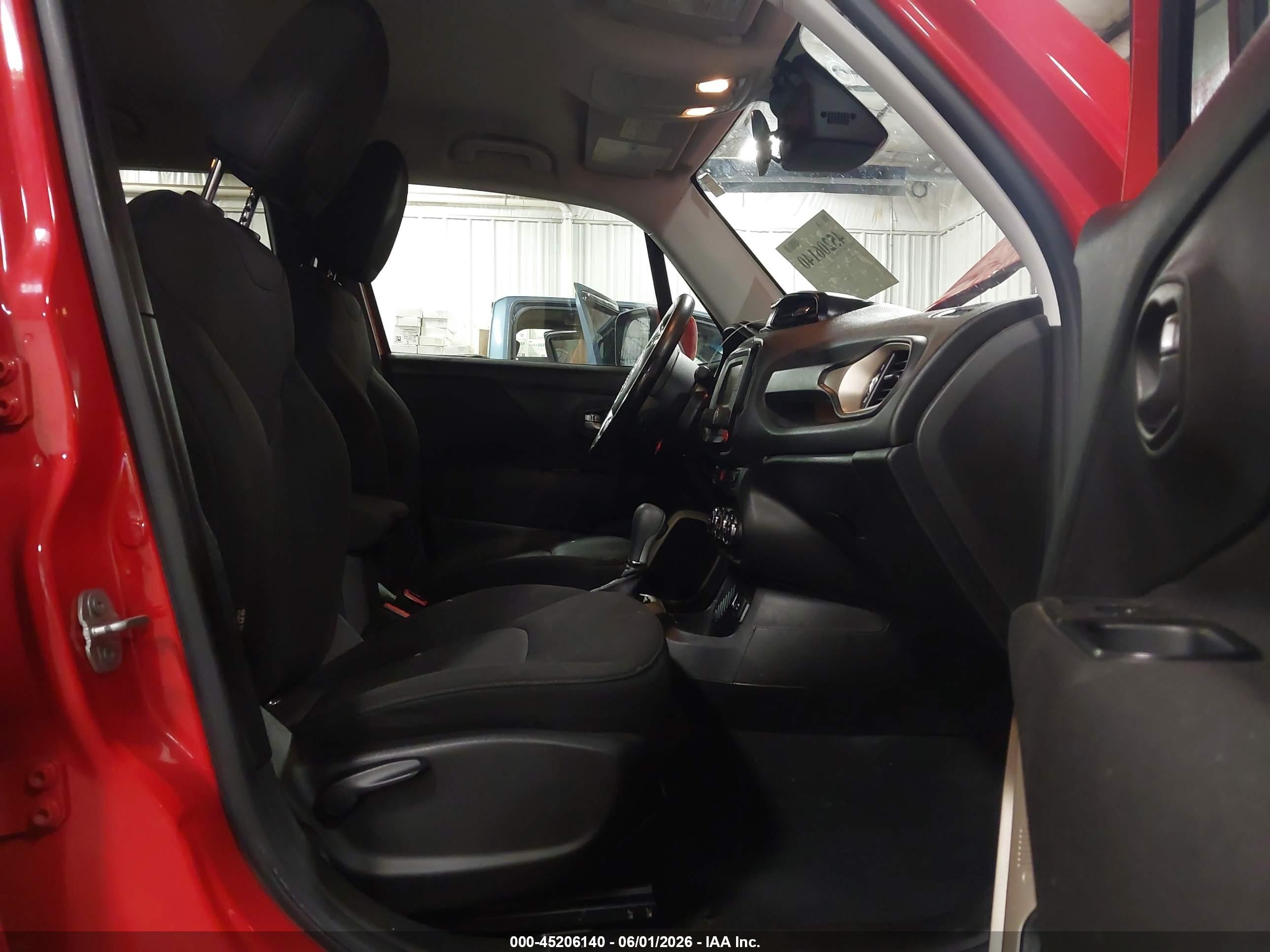 2016 Jeep Renegade Latitude Red vin: ZACCJABT3GPE22145