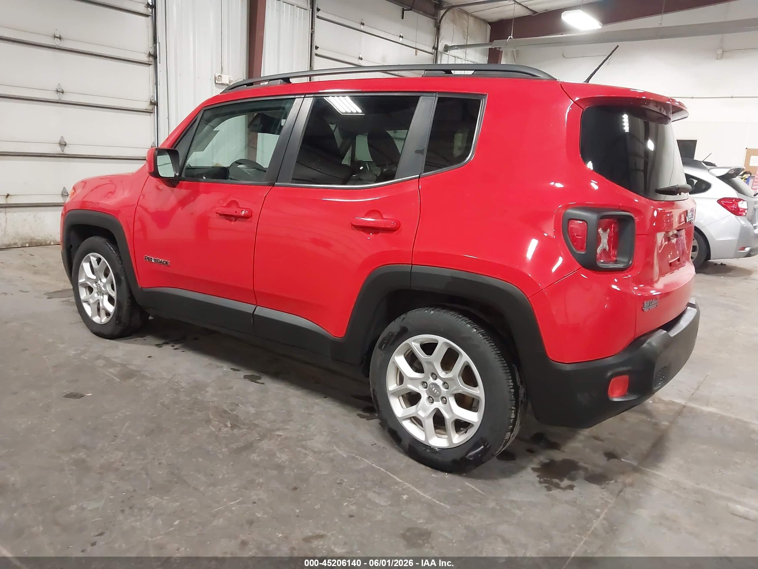 2016 Jeep Renegade Latitude Red vin: ZACCJABT3GPE22145