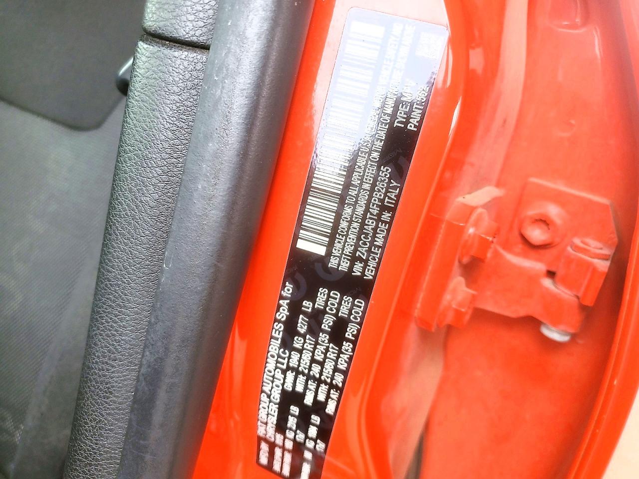 2015 Jeep Renegade Latitude Orange vin: ZACCJABT4FPB26355