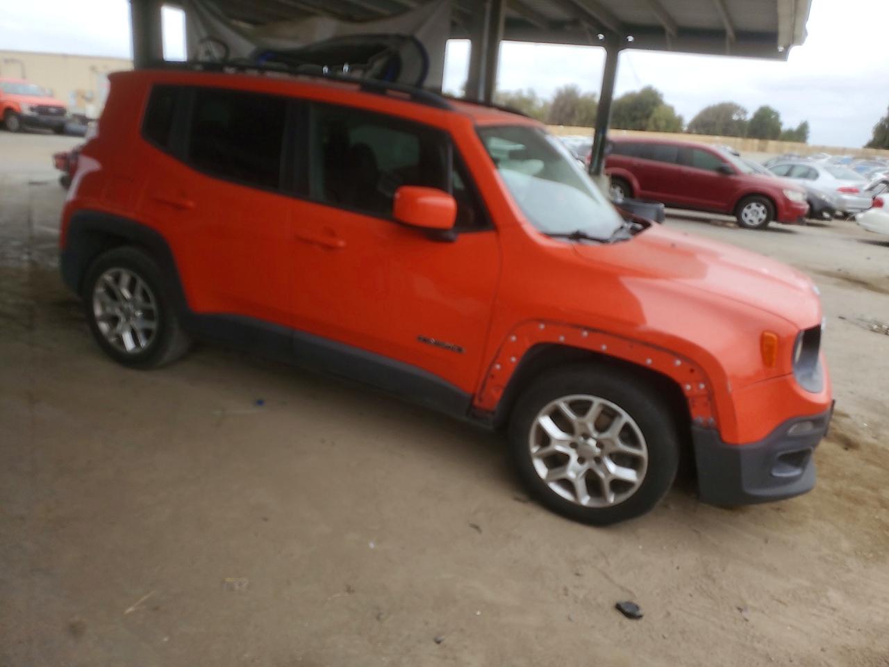 2015 Jeep Renegade Latitude Orange vin: ZACCJABT4FPB26355