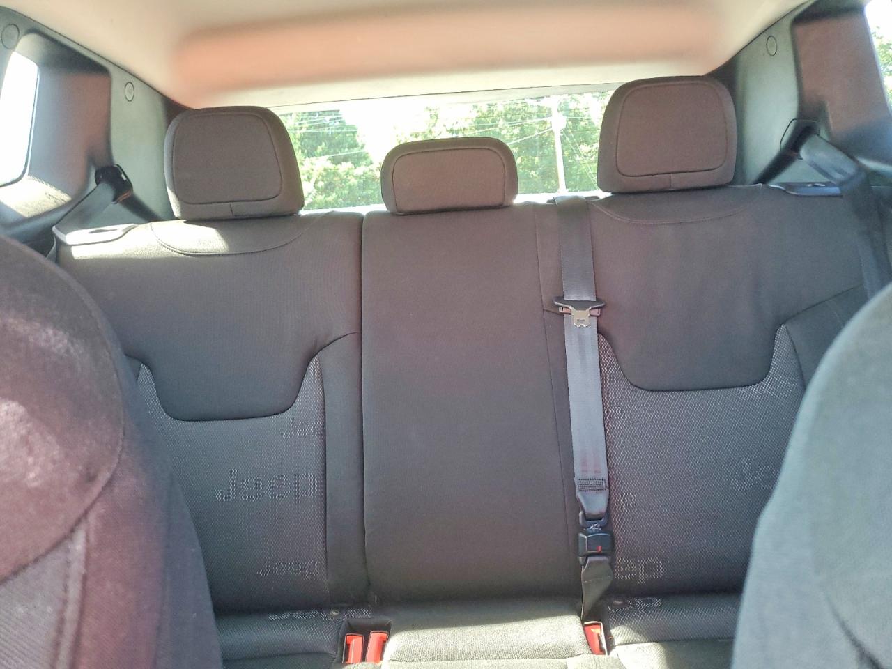 2015 Jeep Renegade Latitude Оранжевый vin: ZACCJABT4FPB30664