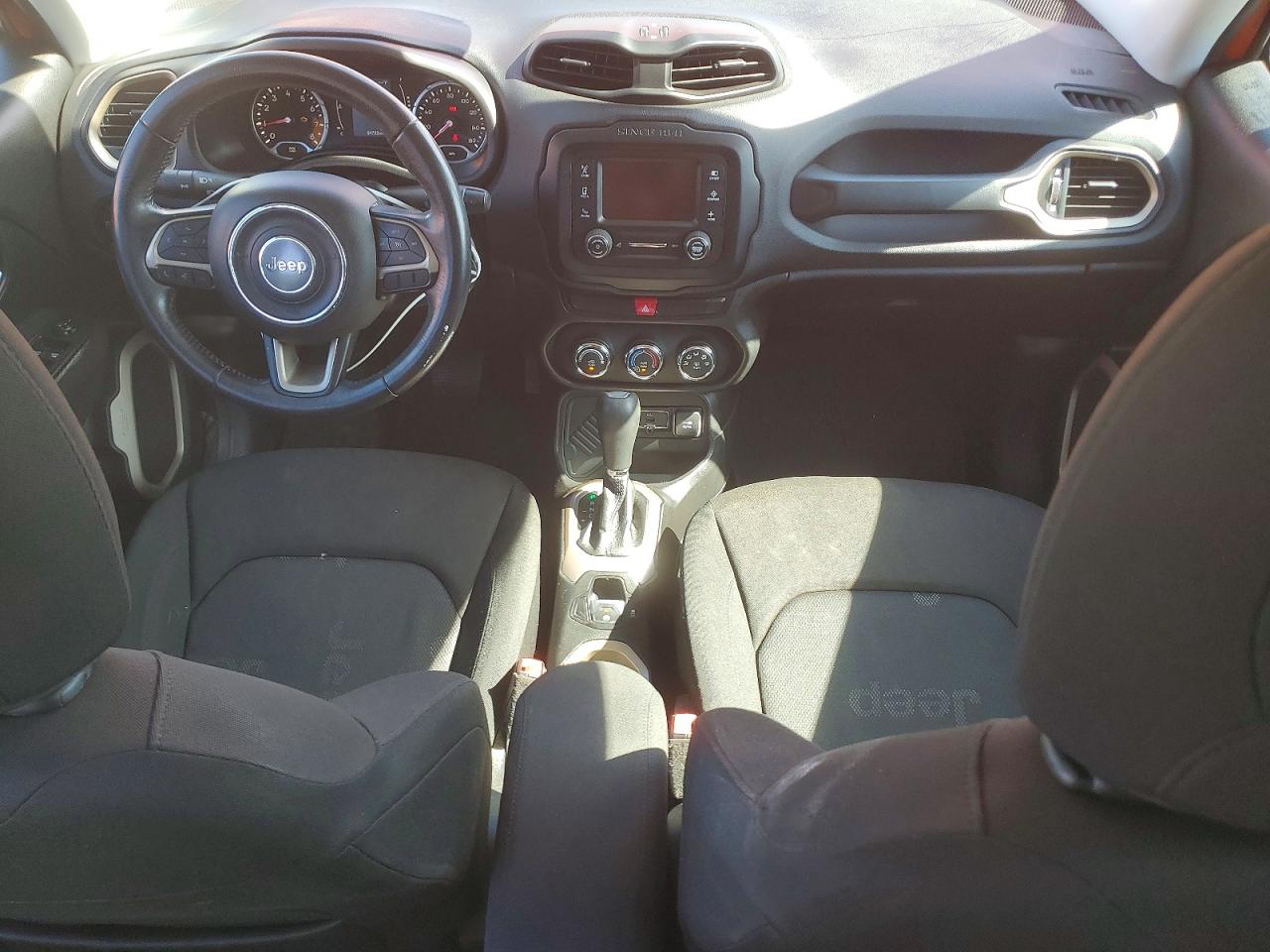 2015 Jeep Renegade Latitude Оранжевый vin: ZACCJABT4FPB30664
