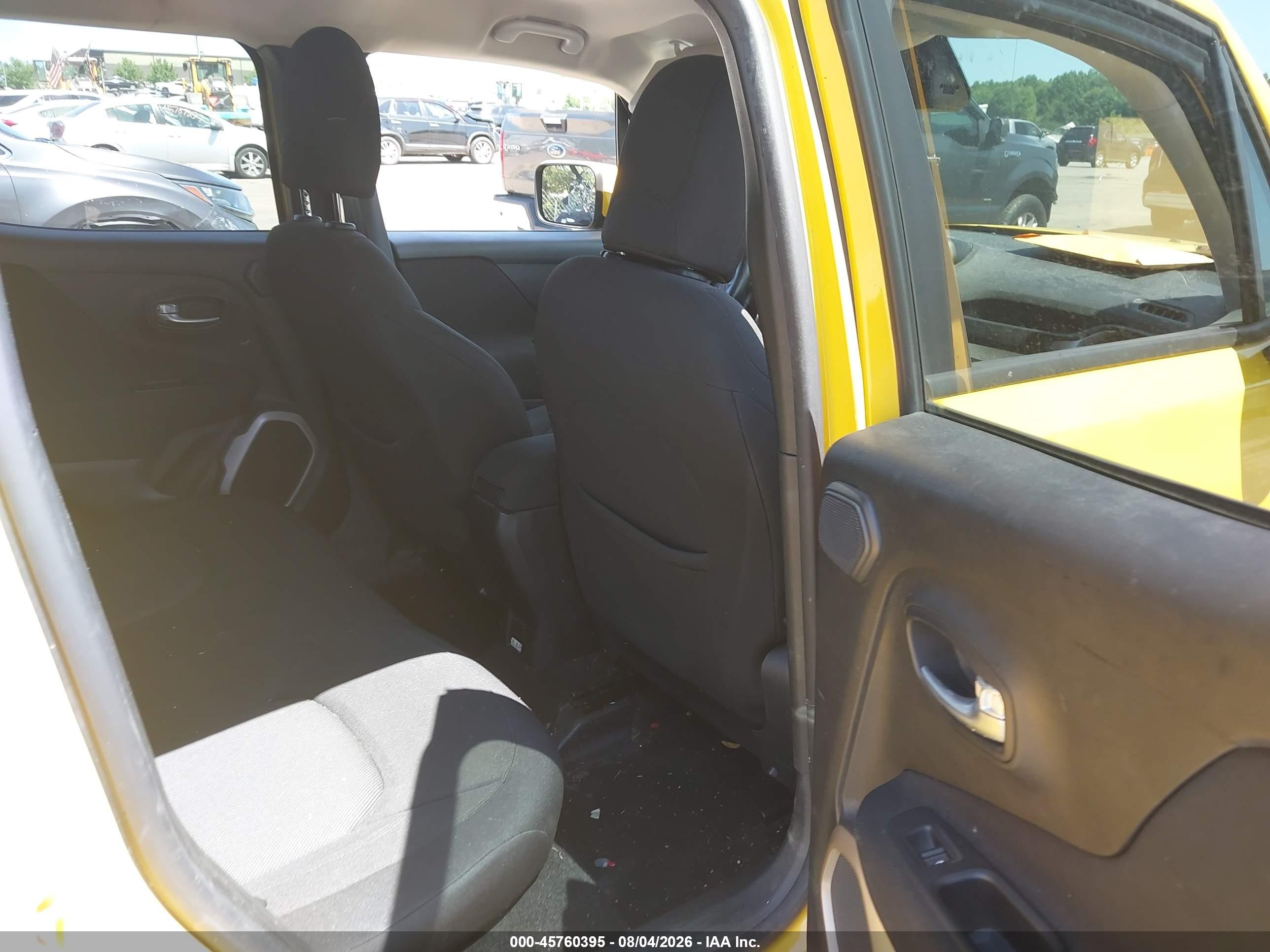 2015 Jeep Renegade Latitude Blue vin: ZACCJABT4FPB86409