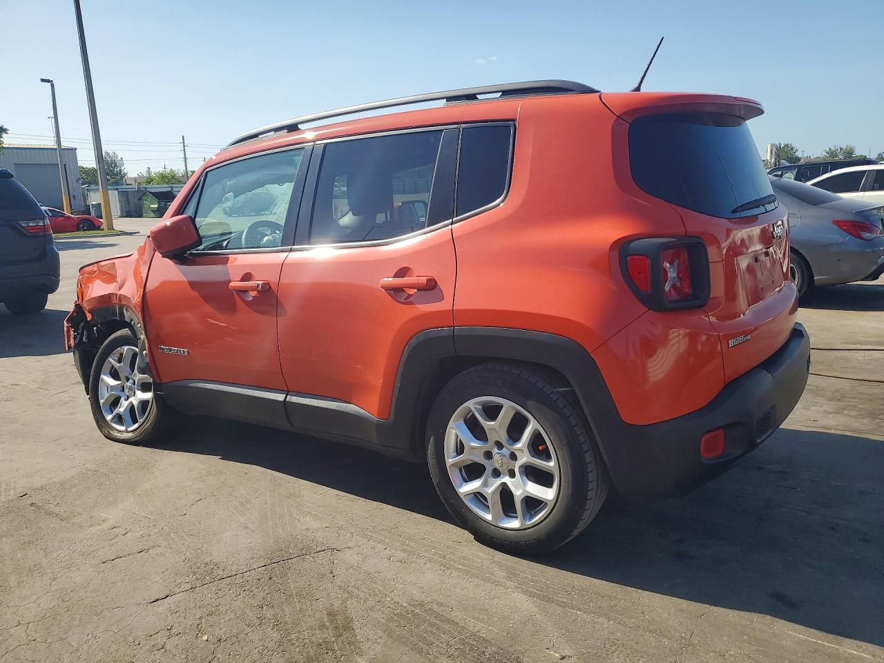 2015 Jeep Renegade Latitude Orange vin: ZACCJABT4FPB89701
