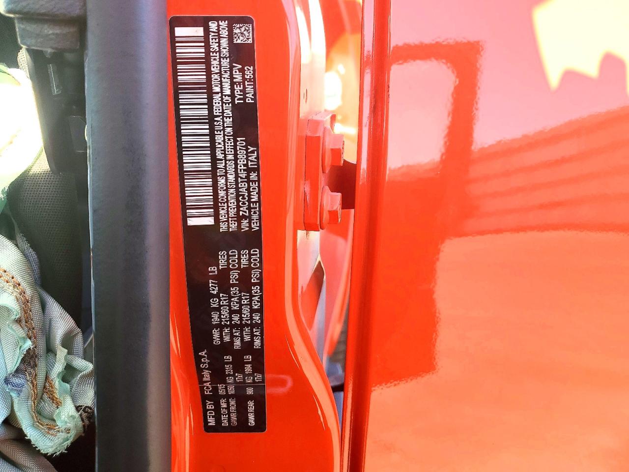2015 Jeep Renegade Latitude Orange vin: ZACCJABT4FPB89701