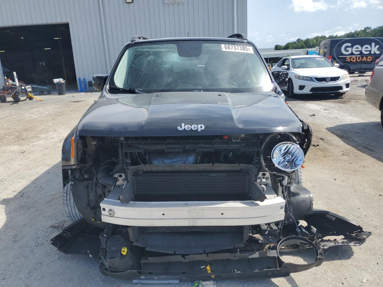 2015 Jeep Renegade Latitude Черный vin: ZACCJABT4FPC06657