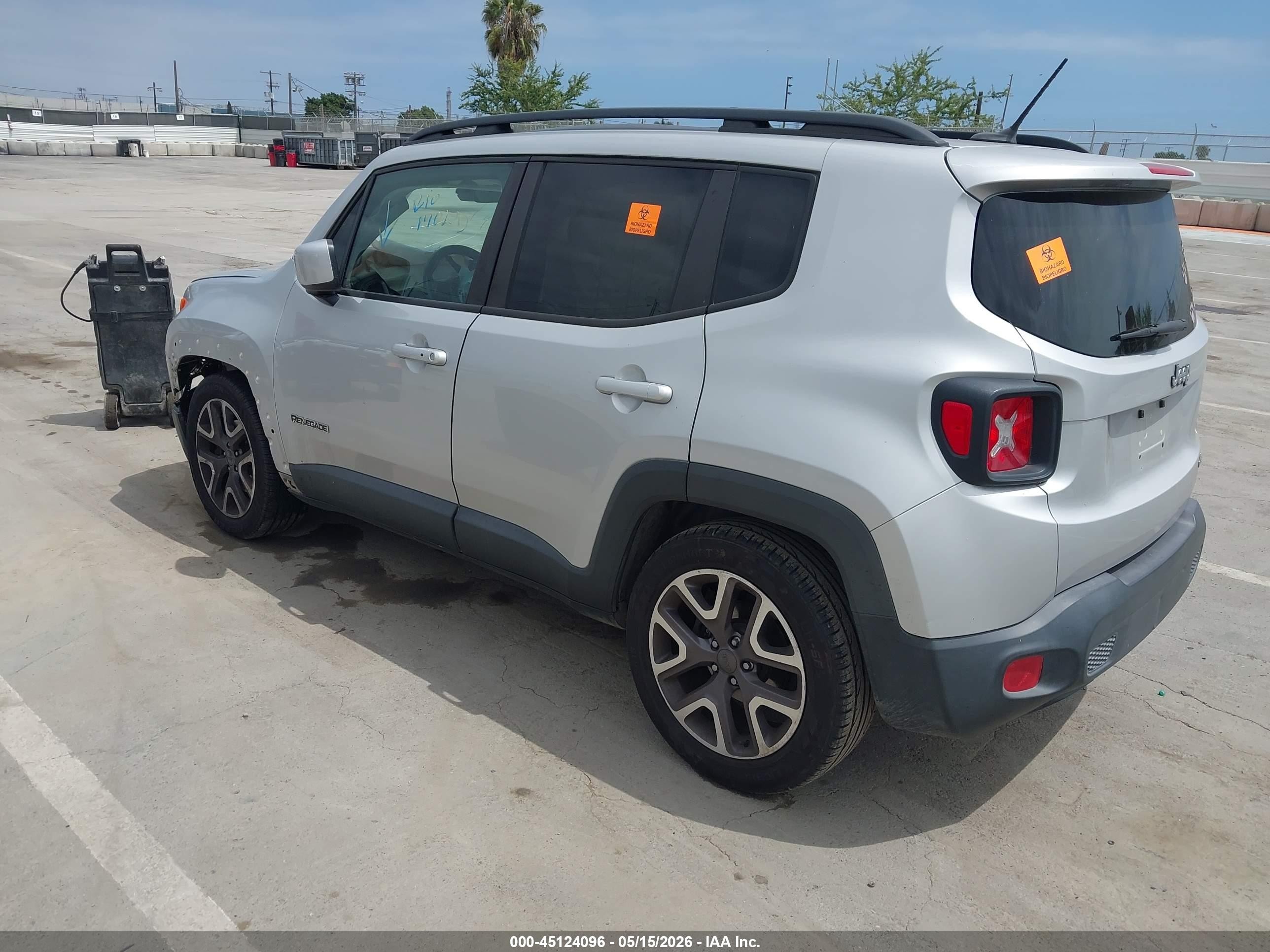 2016 Jeep Renegade Latitude Silver vin: ZACCJABT4GPC59134