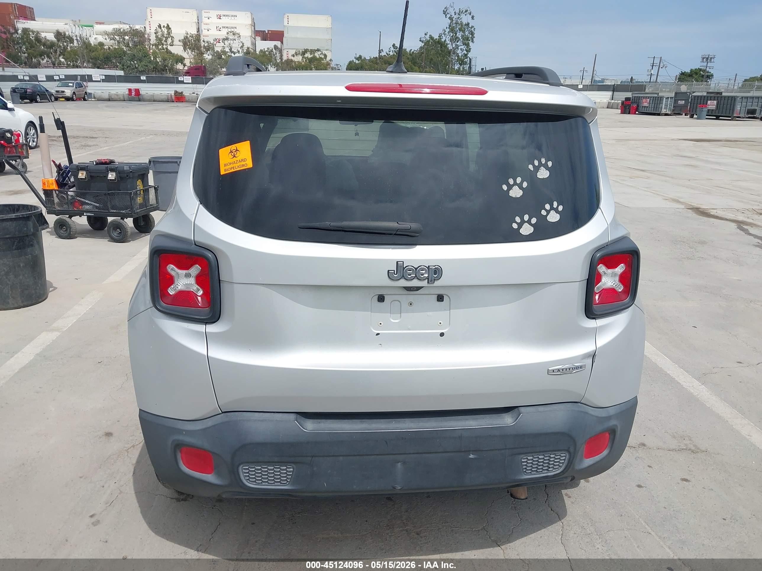 2016 Jeep Renegade Latitude Silver vin: ZACCJABT4GPC59134