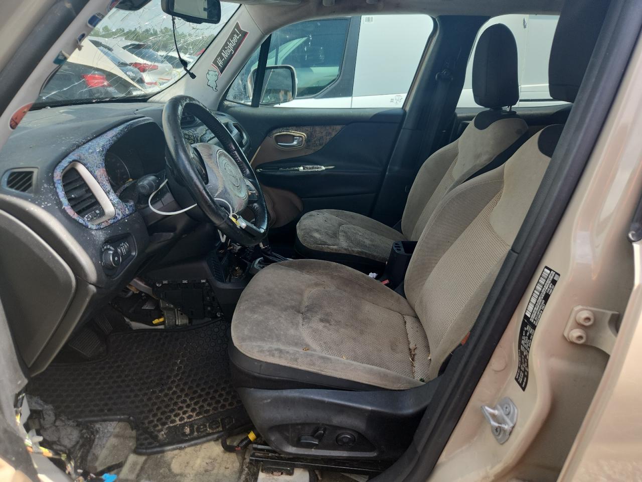 2016 Jeep Renegade Latitude Tan vin: ZACCJABT4GPD23625