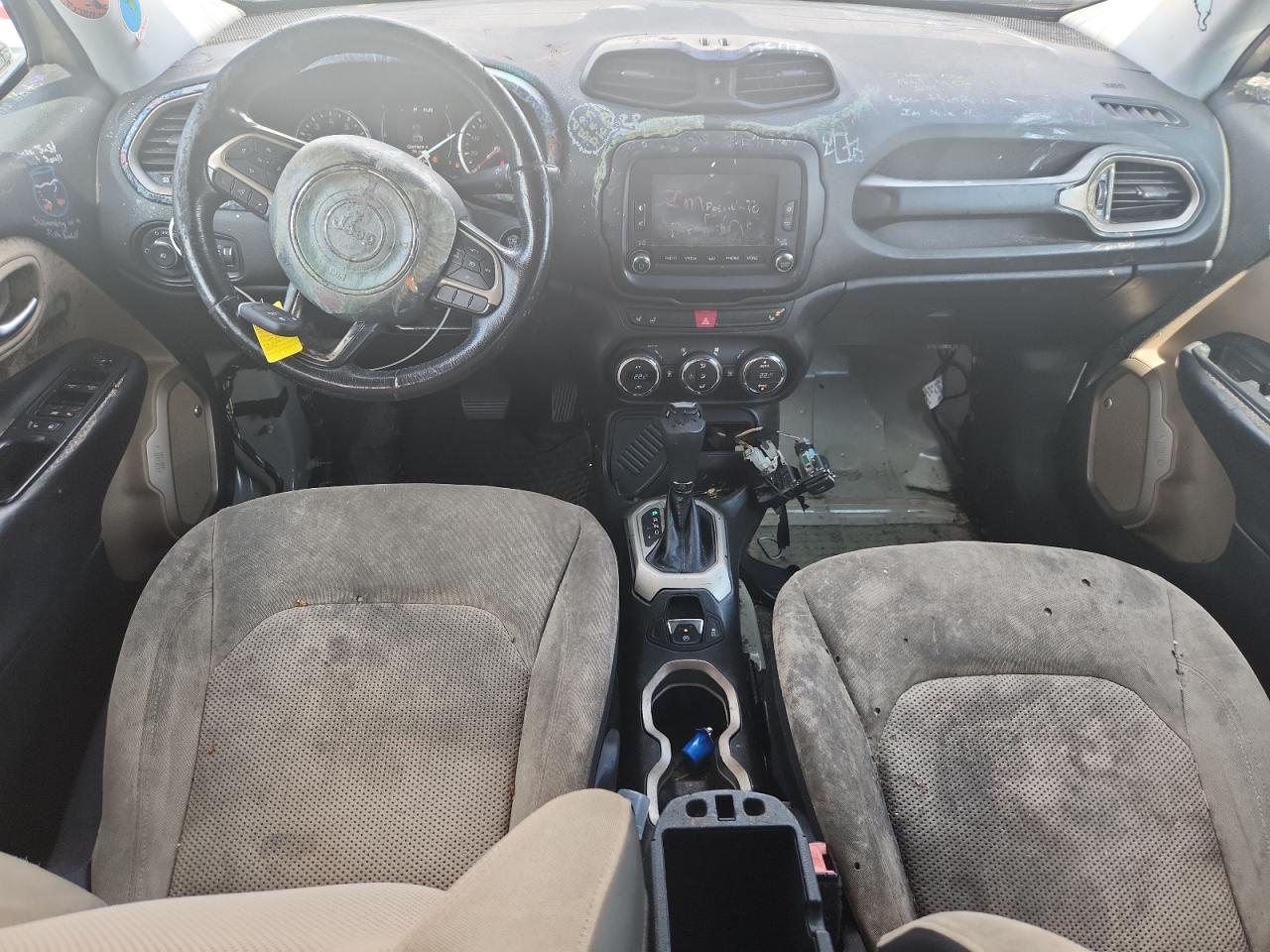 2016 Jeep Renegade Latitude Tan vin: ZACCJABT4GPD23625