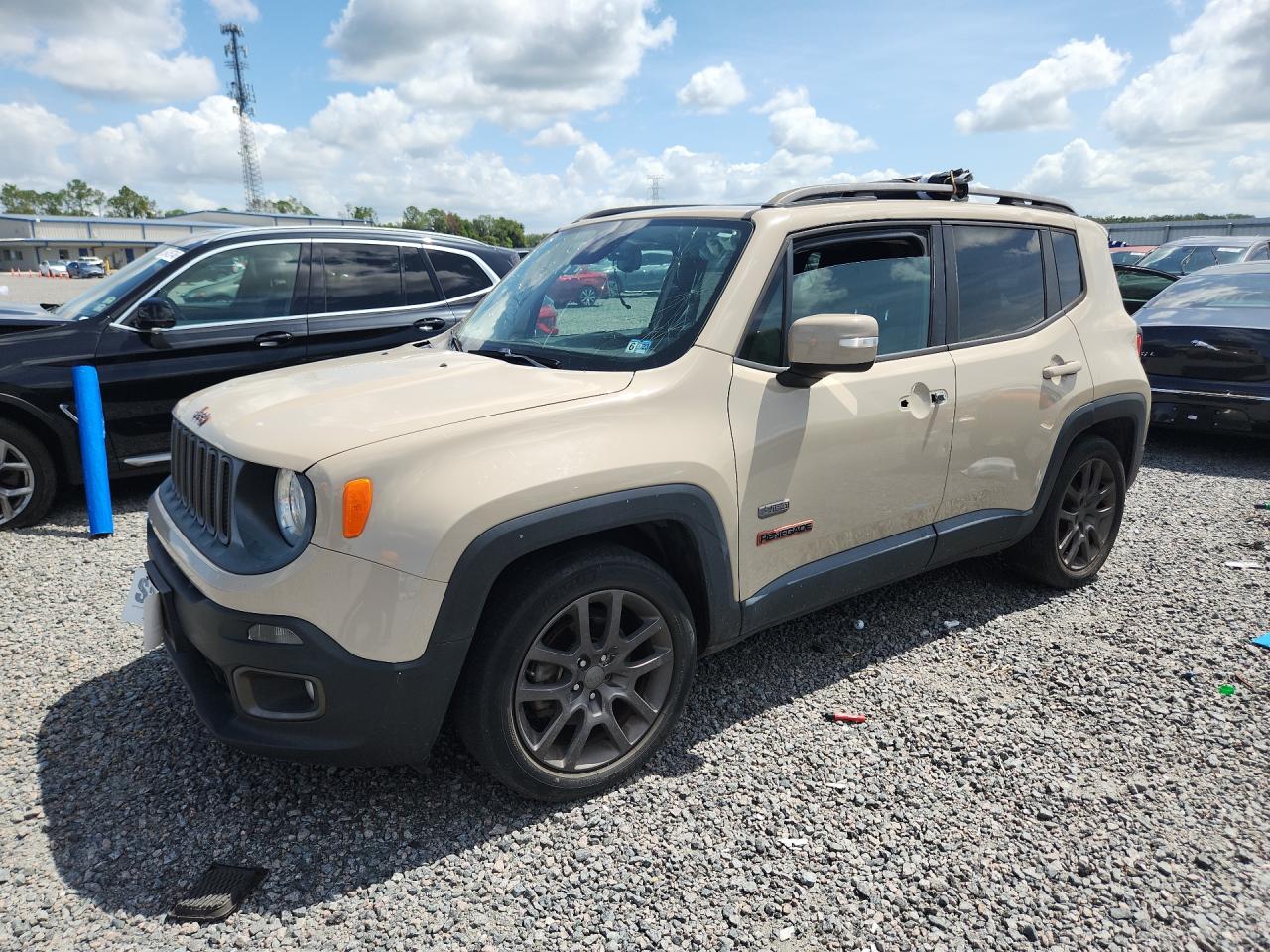 2016 Jeep Renegade Latitude Tan vin: ZACCJABT4GPD23625 Damage: Left Front Door, Dent(S) W/ Paint Dmg, 2 To 3 Inches
