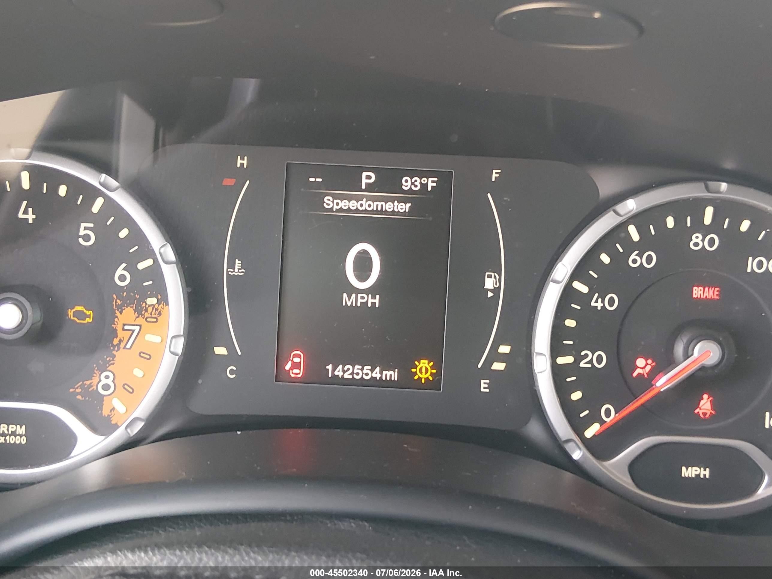 2015 Jeep Renegade Latitude Black vin: ZACCJABT5FPB26719
