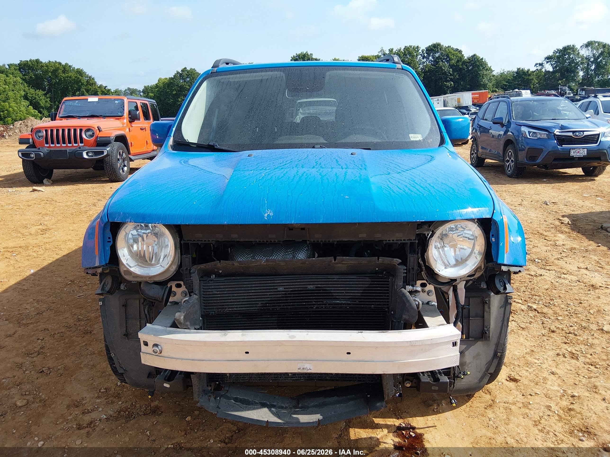 2015 Jeep Renegade Latitude Blue vin: ZACCJABT5FPB88590