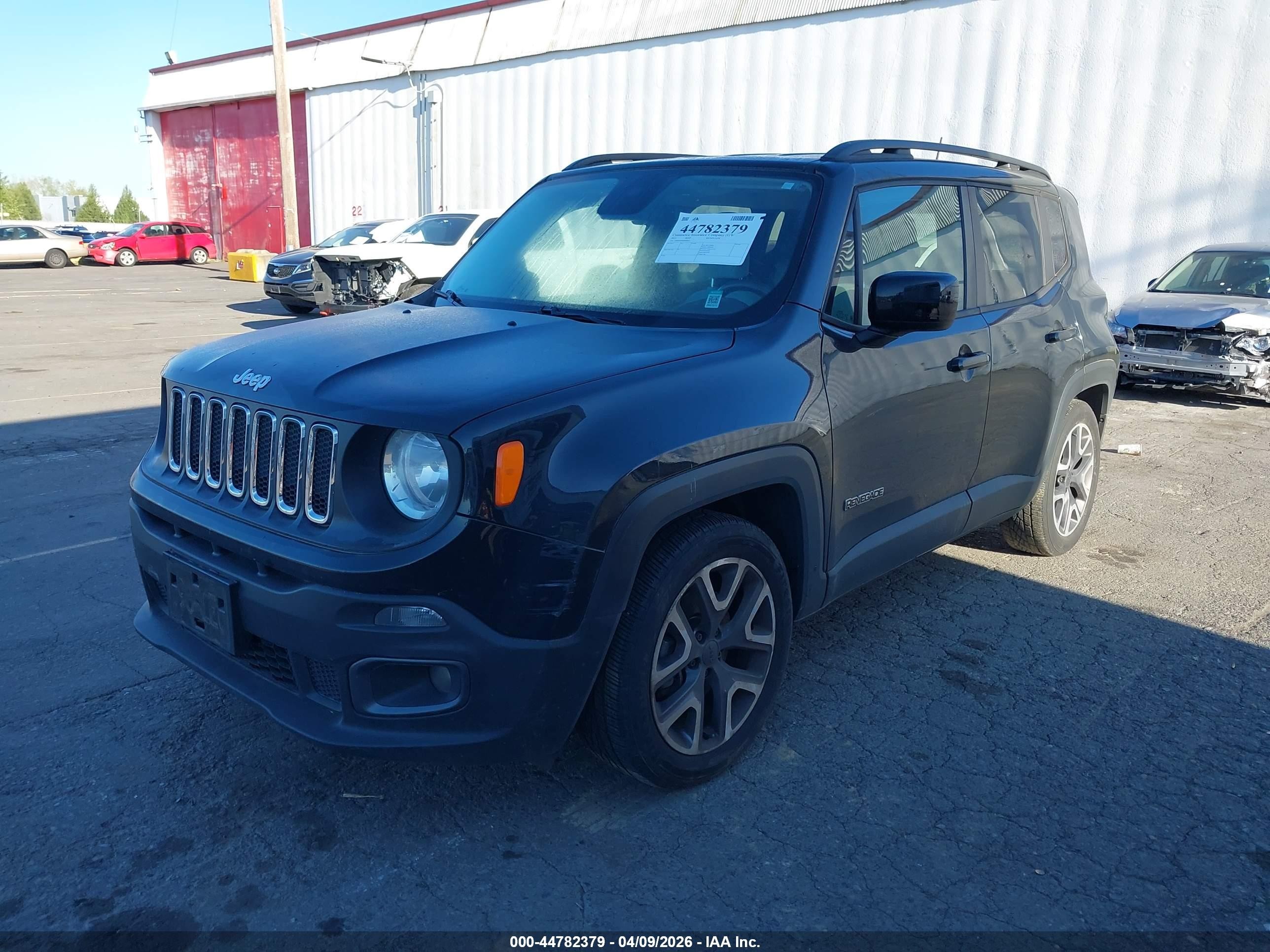 2015 Jeep Renegade Latitude Black vin: ZACCJABT5FPB98665