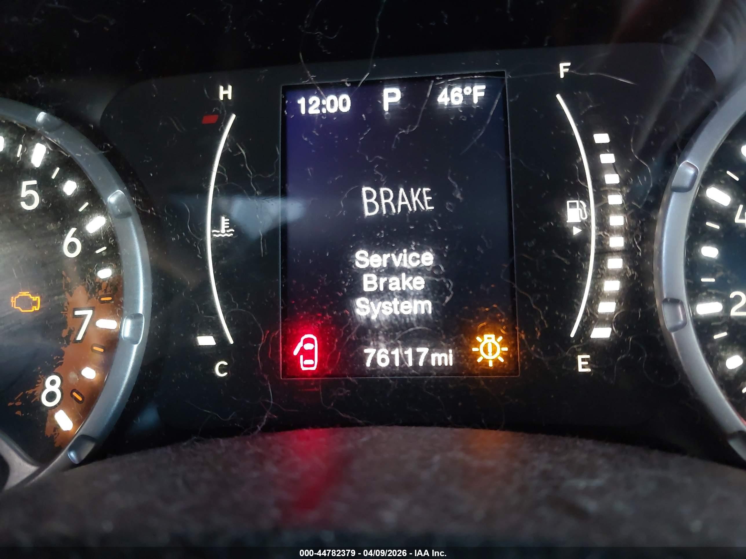 2015 Jeep Renegade Latitude Black vin: ZACCJABT5FPB98665