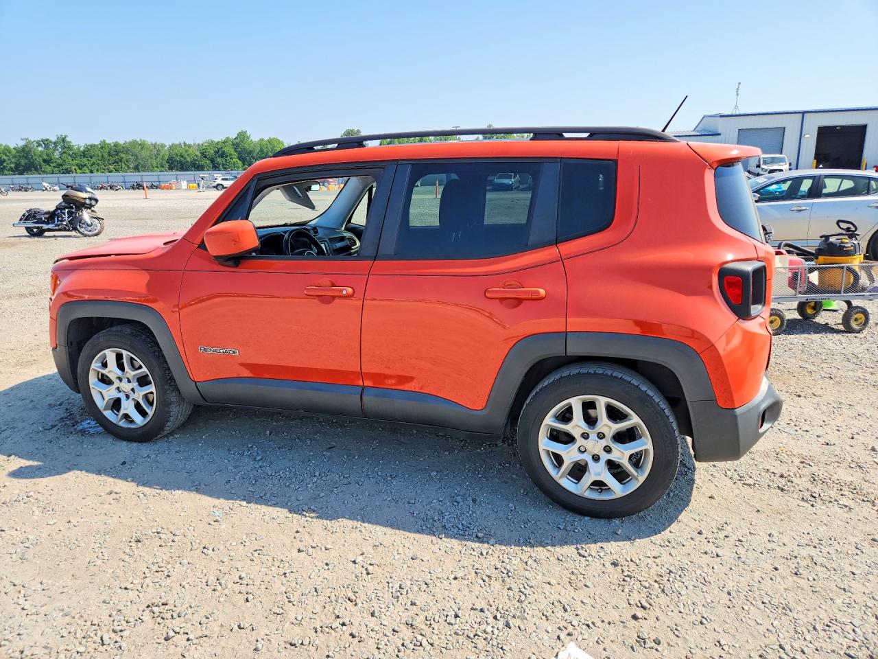 2015 Jeep Renegade Latitude Оранжевый vin: ZACCJABT5FPC29588