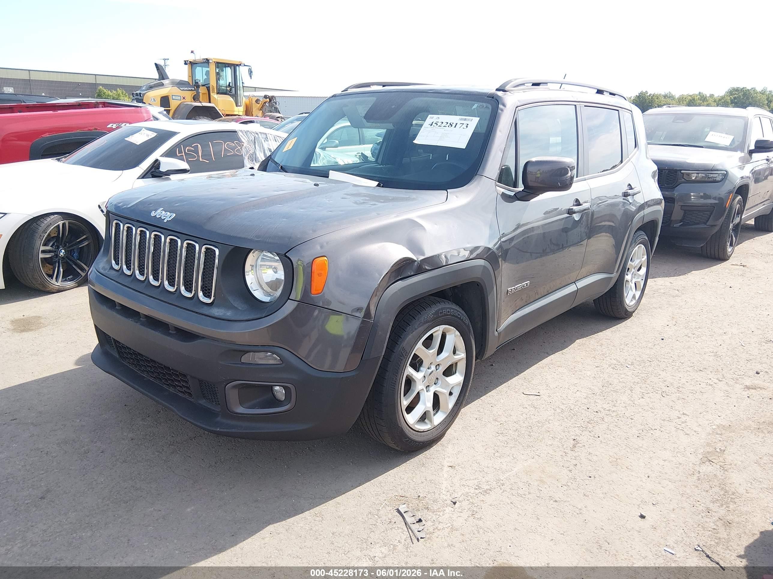 2016 Jeep Renegade Latitude Gray vin: ZACCJABT5GPE04729