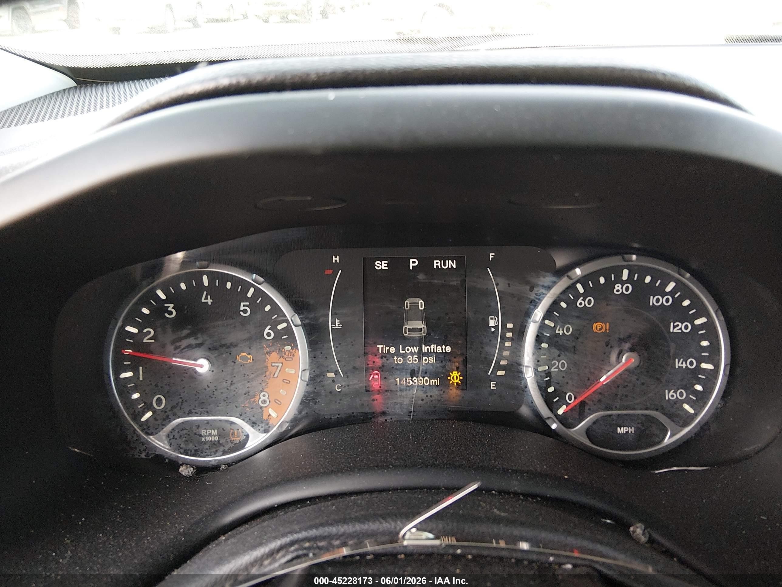 2016 Jeep Renegade Latitude Gray vin: ZACCJABT5GPE04729