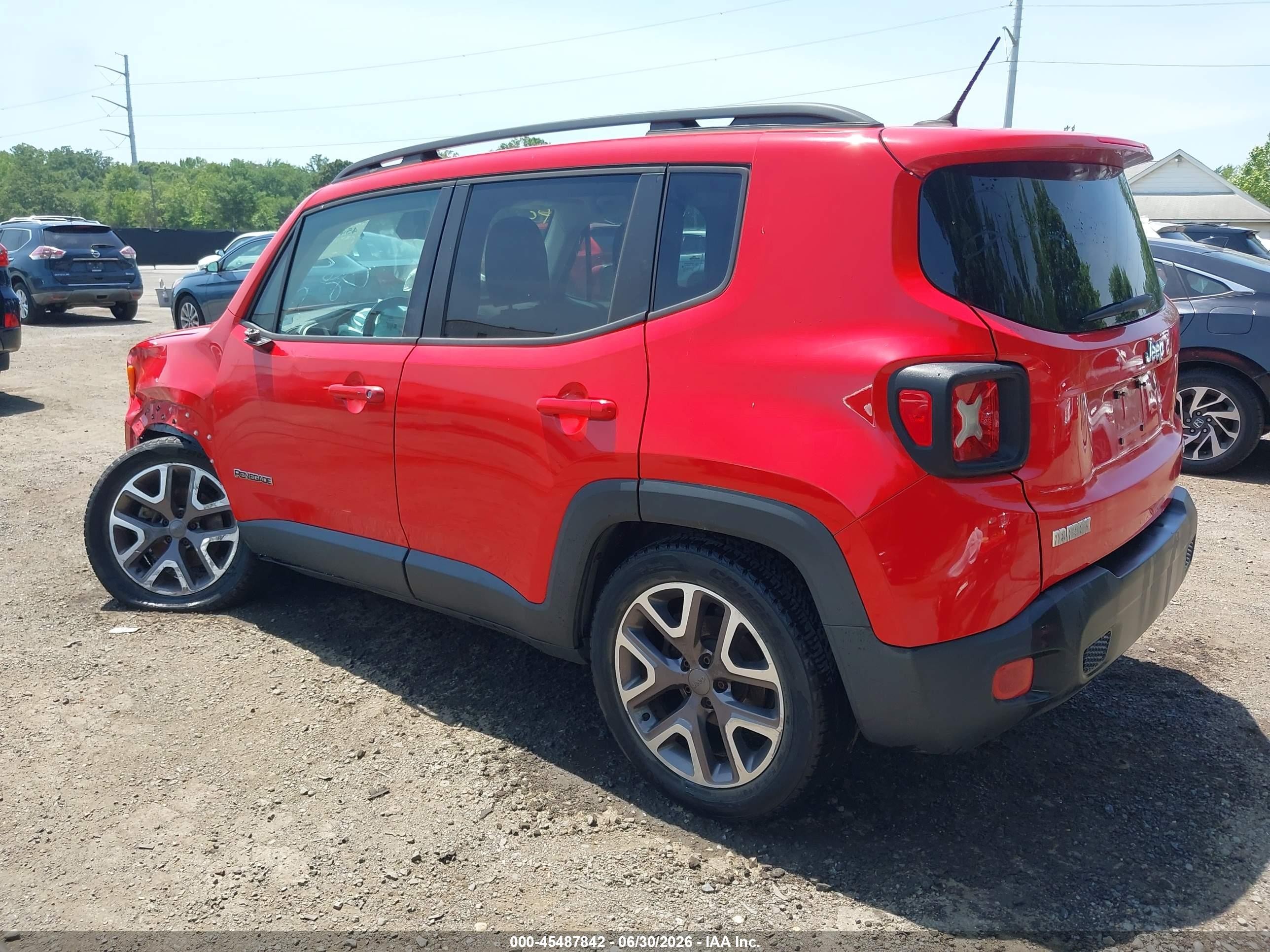 2015 Jeep Renegade Latitude Красный vin: ZACCJABT6FPB23148