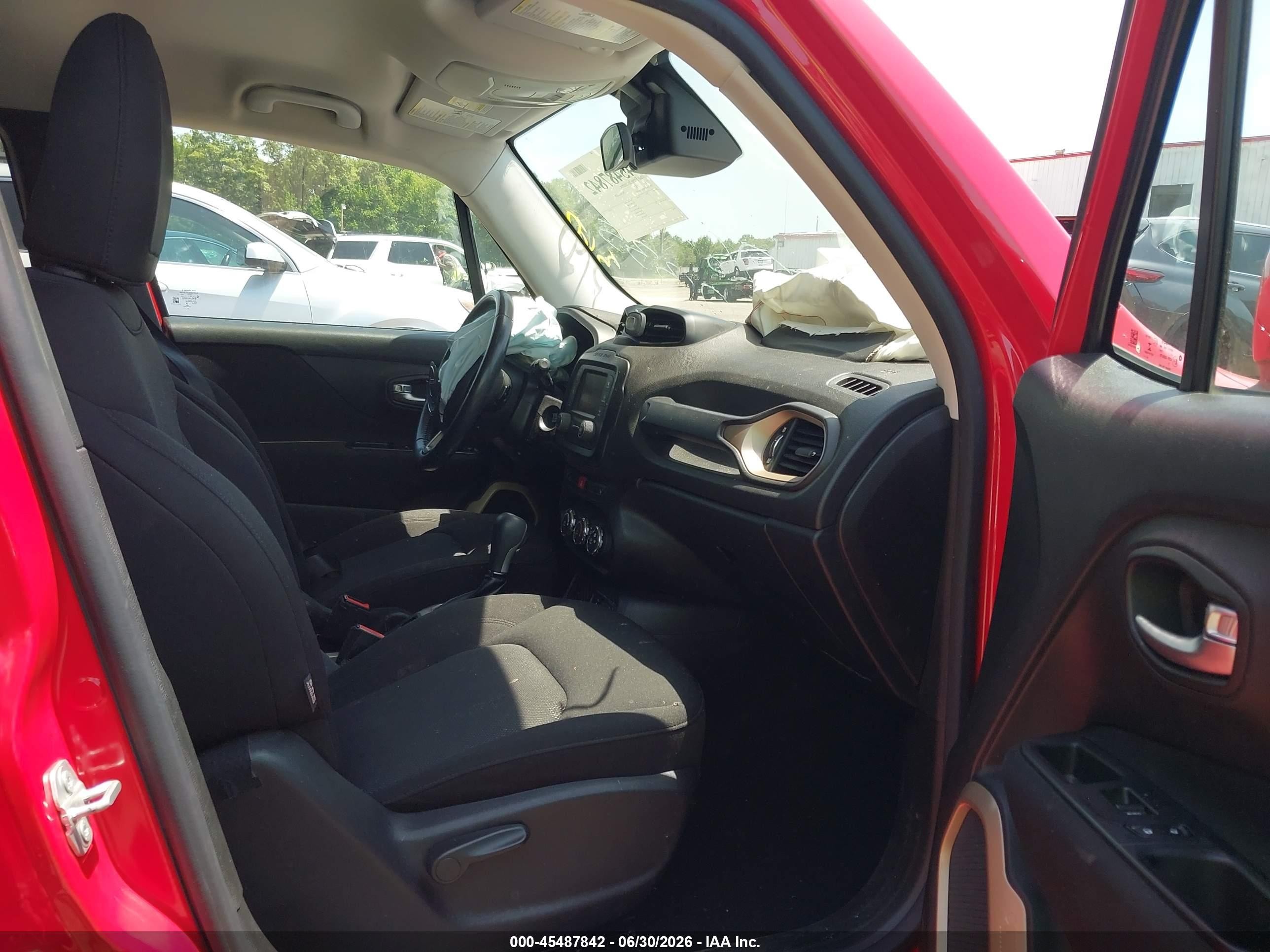 2015 Jeep Renegade Latitude Красный vin: ZACCJABT6FPB23148