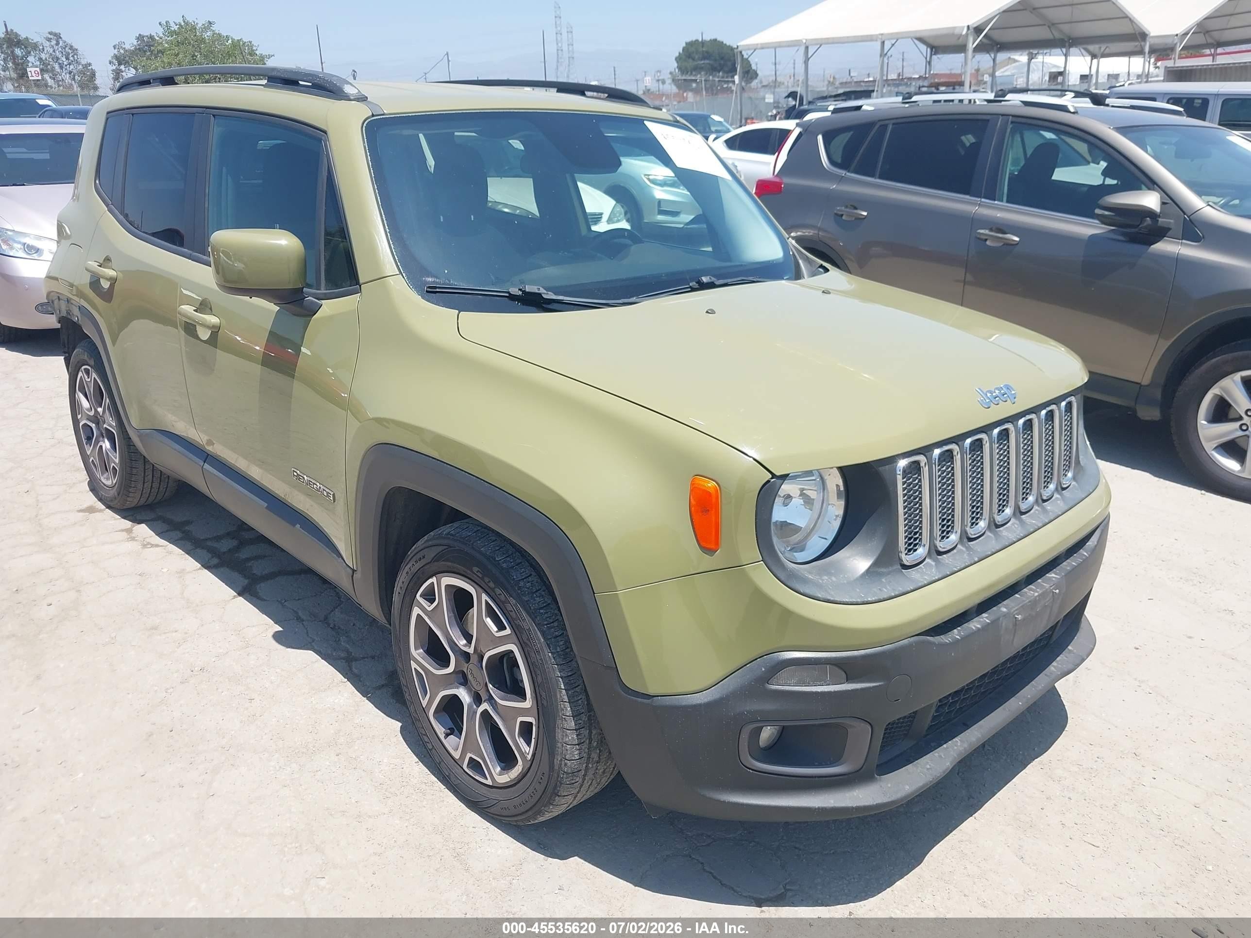 2015 Jeep Renegade Latitude Green vin: ZACCJABT6FPB37874