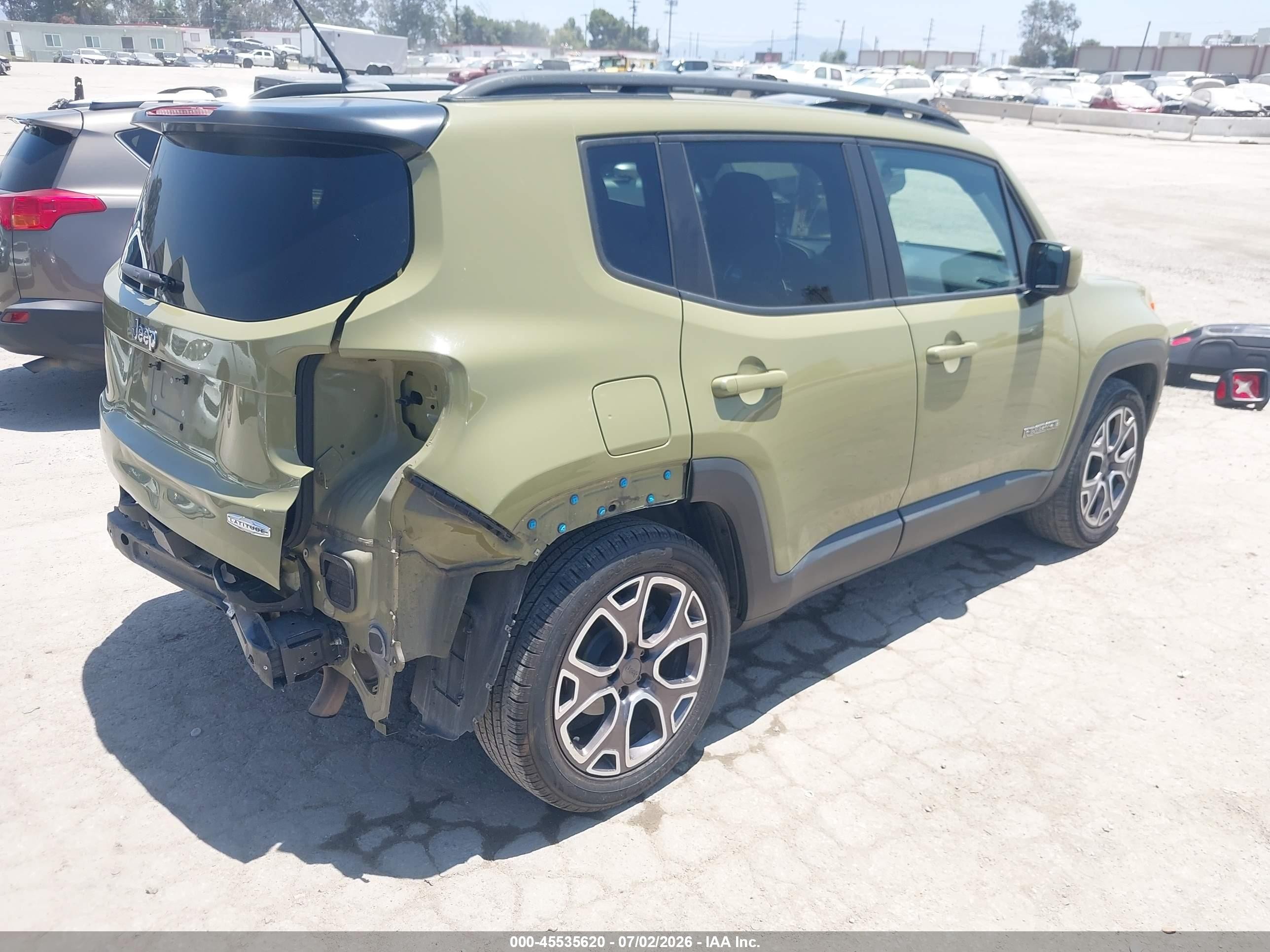 2015 Jeep Renegade Latitude Green vin: ZACCJABT6FPB37874