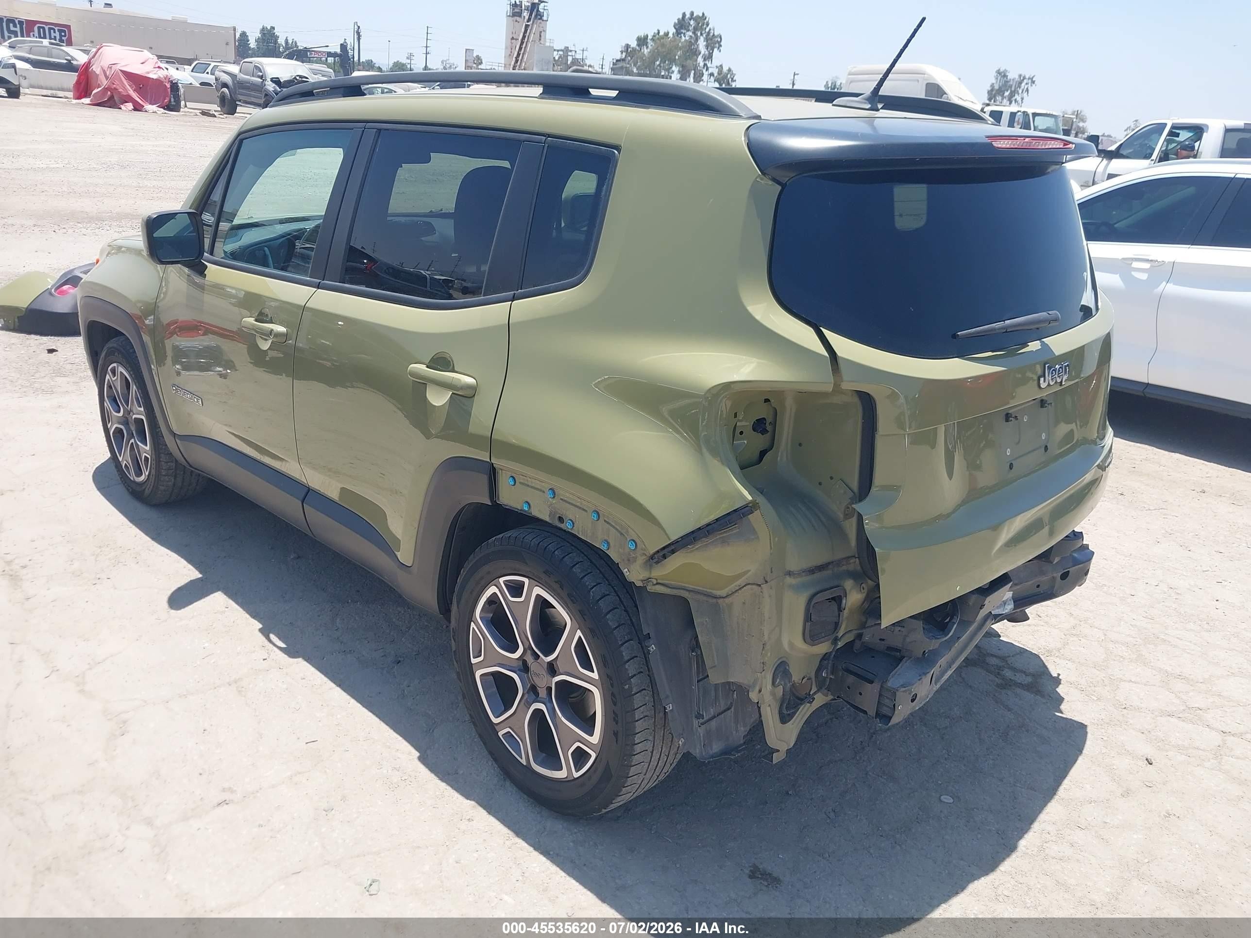 2015 Jeep Renegade Latitude Green vin: ZACCJABT6FPB37874