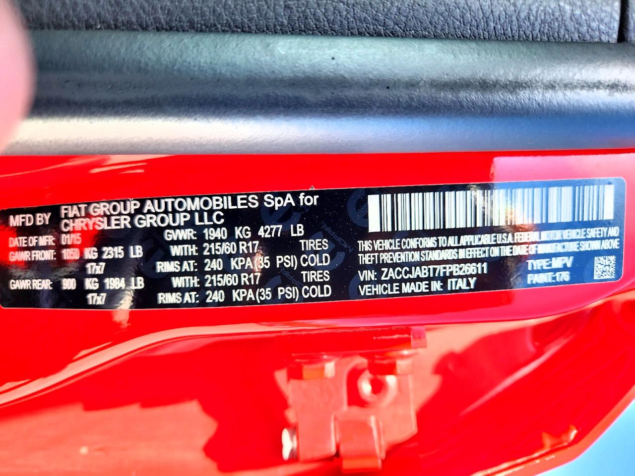 2015 Jeep Renegade Latitude Red vin: ZACCJABT7FPB26611