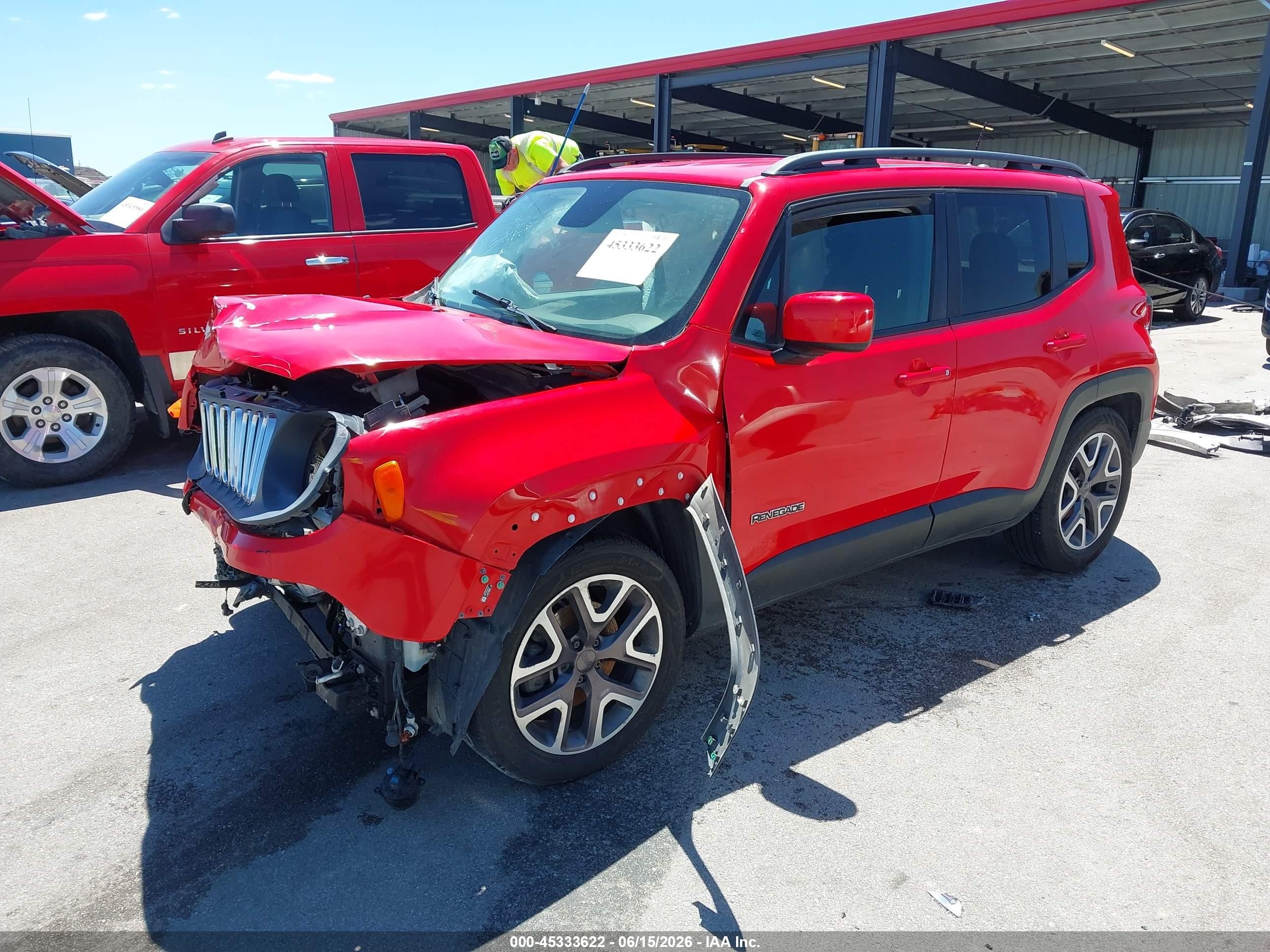 2015 Jeep Renegade Latitude Red vin: ZACCJABT7FPC01100