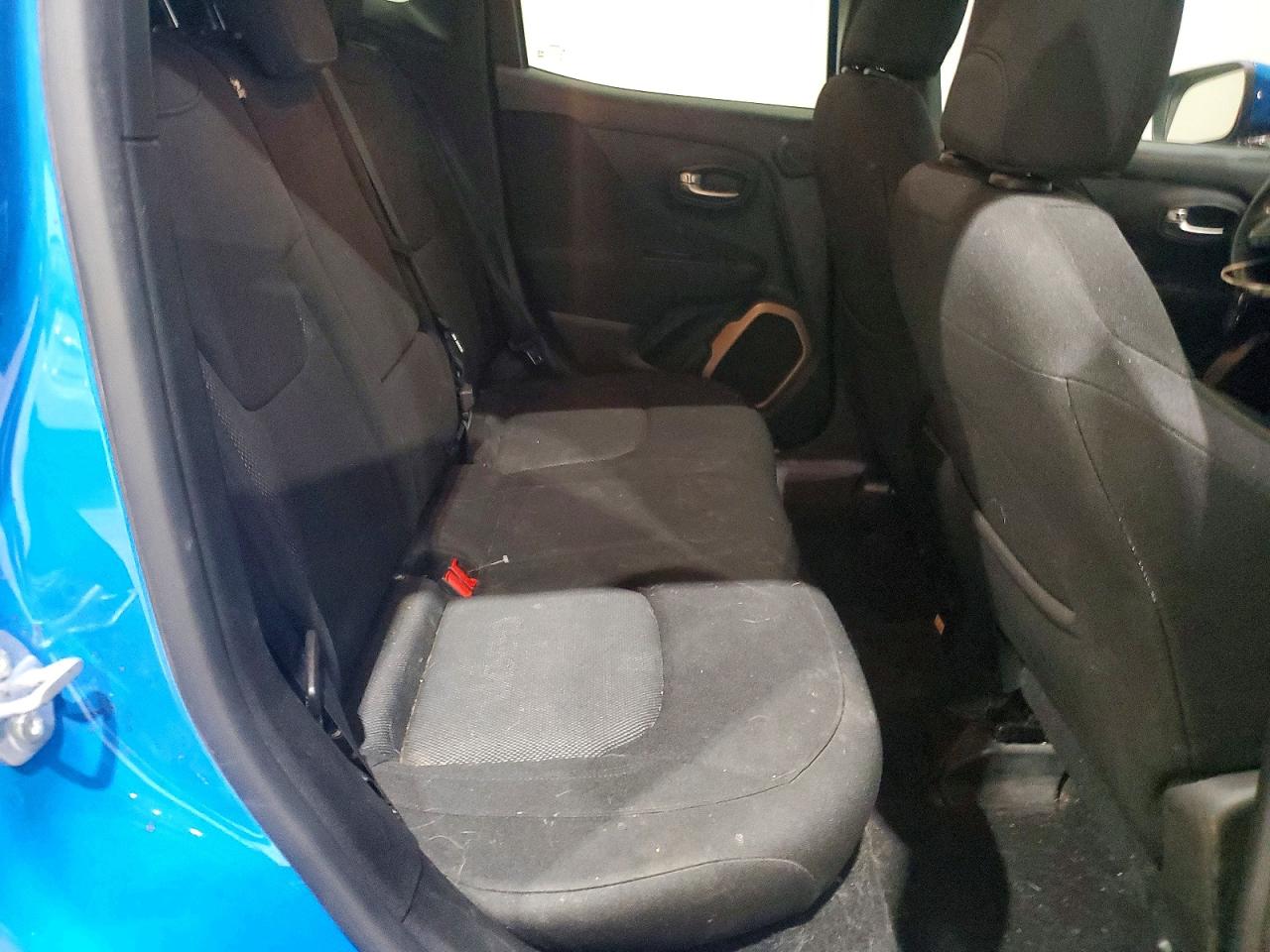 2015 Jeep Renegade Latitude Blue vin: ZACCJABT7FPC14171
