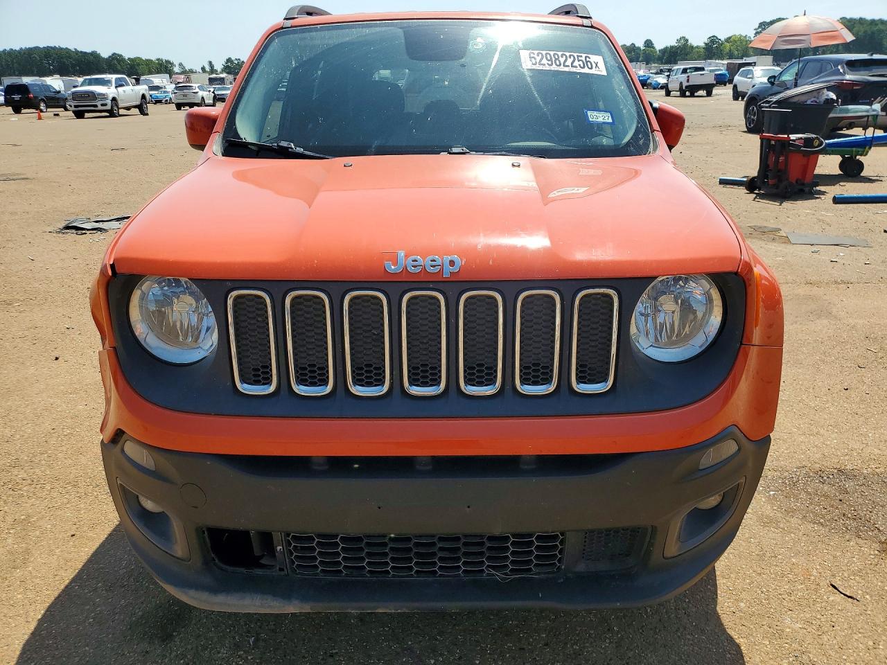 2015 Jeep Renegade Latitude Orange vin: ZACCJABT7FPC25011