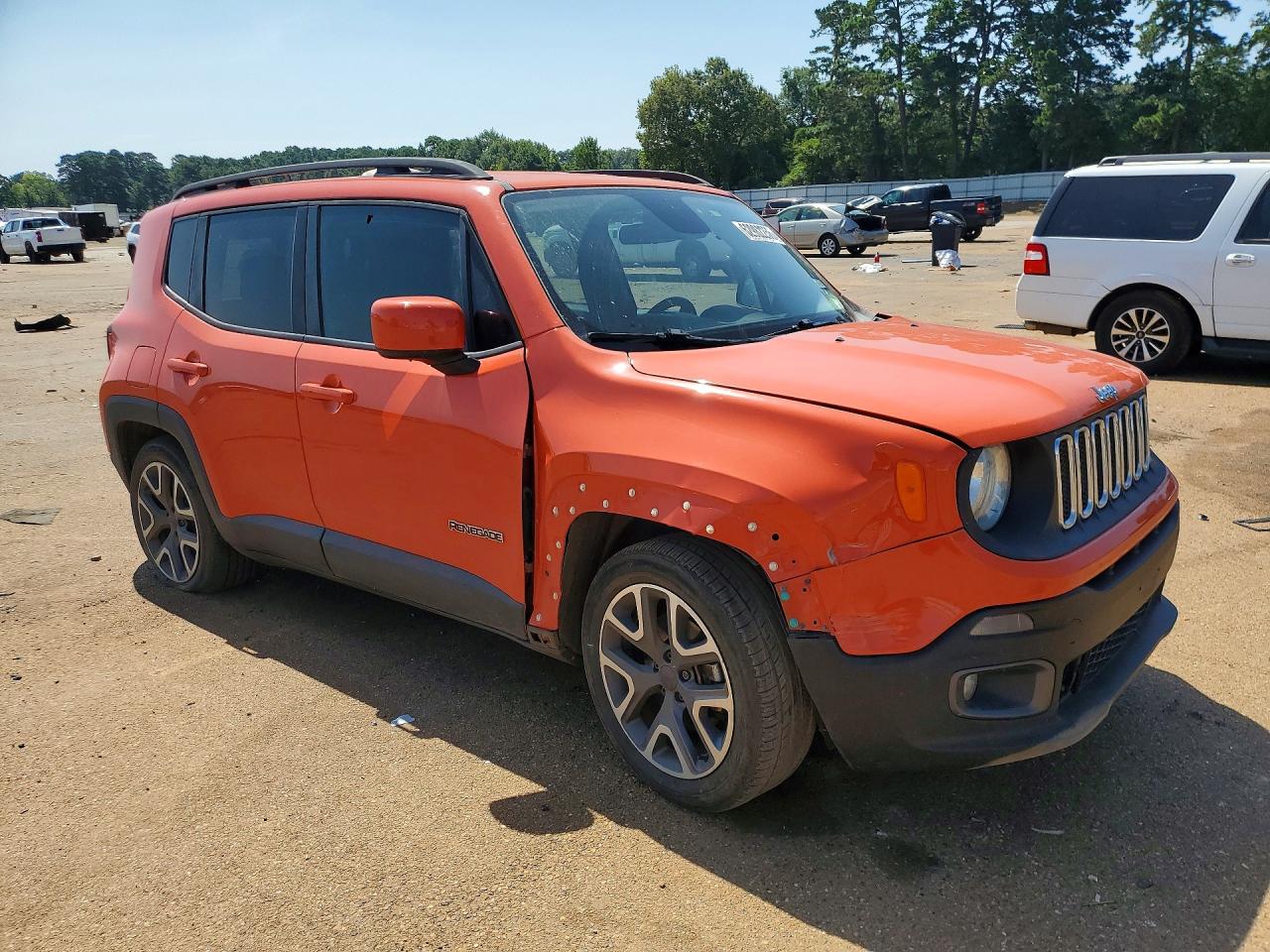 2015 Jeep Renegade Latitude Orange vin: ZACCJABT7FPC25011