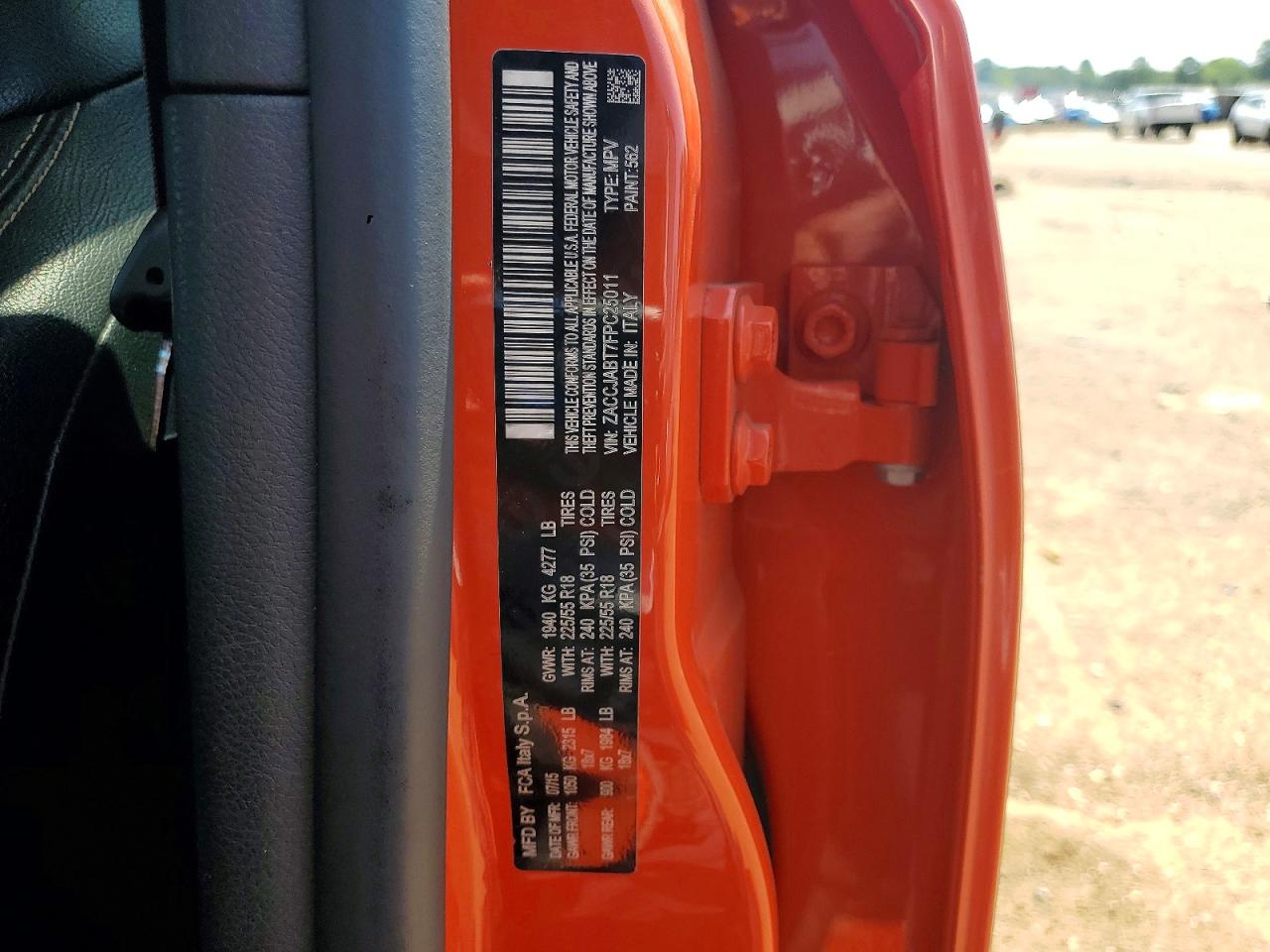2015 Jeep Renegade Latitude Orange vin: ZACCJABT7FPC25011