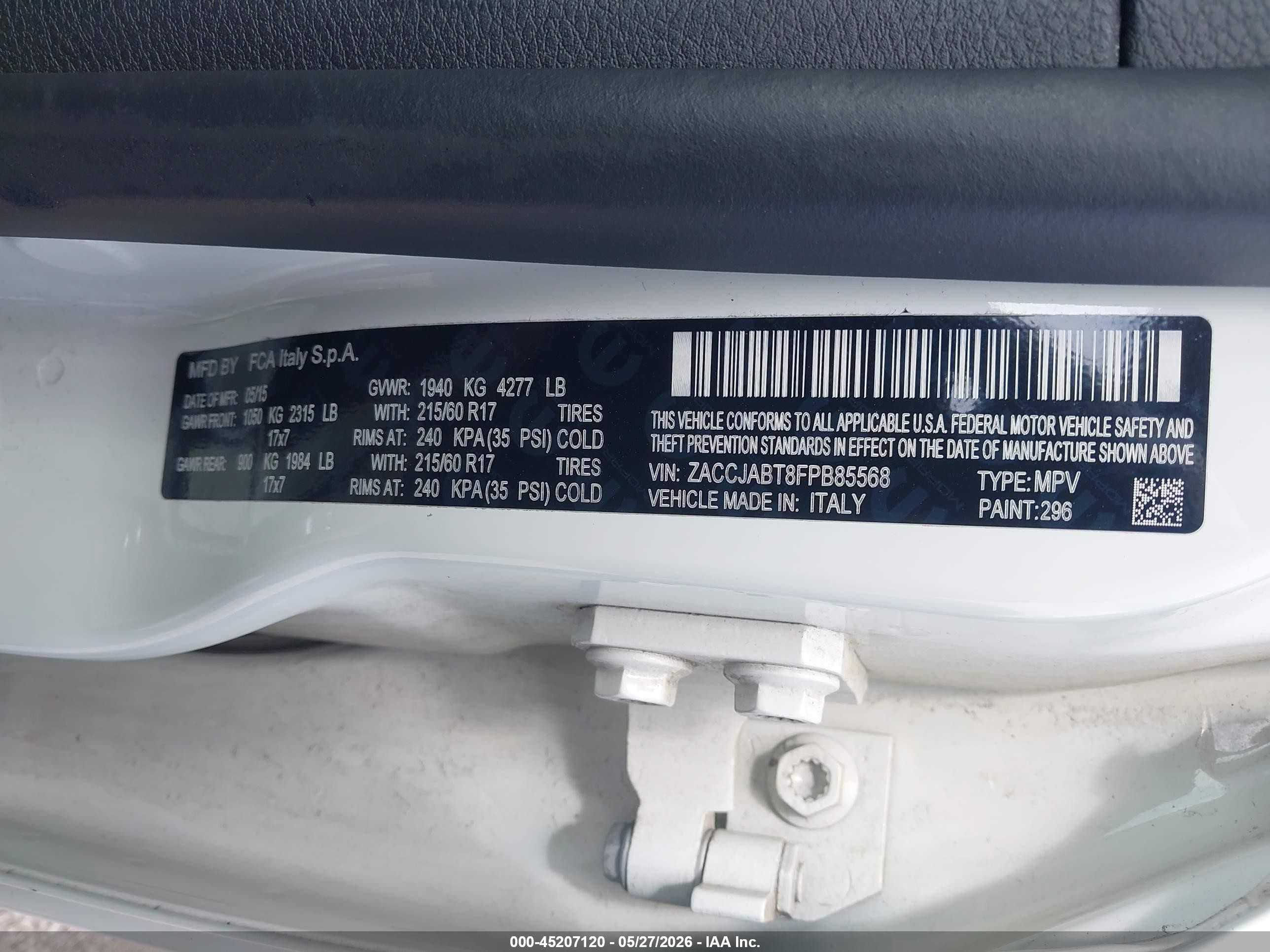 2015 Jeep Renegade Latitude White vin: ZACCJABT8FPB85568