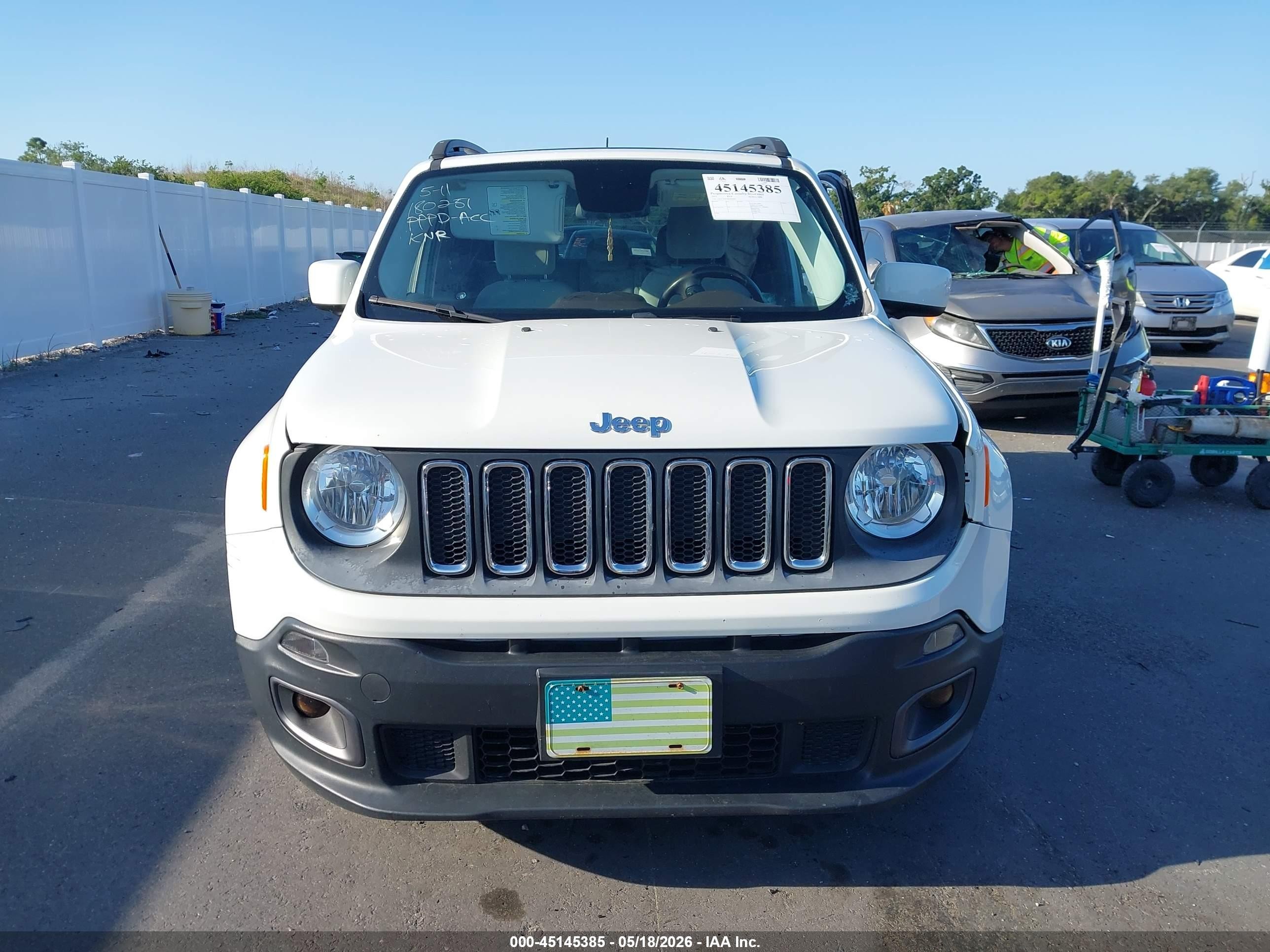 2015 Jeep Renegade North White vin: ZACCJABT8FPB96845
