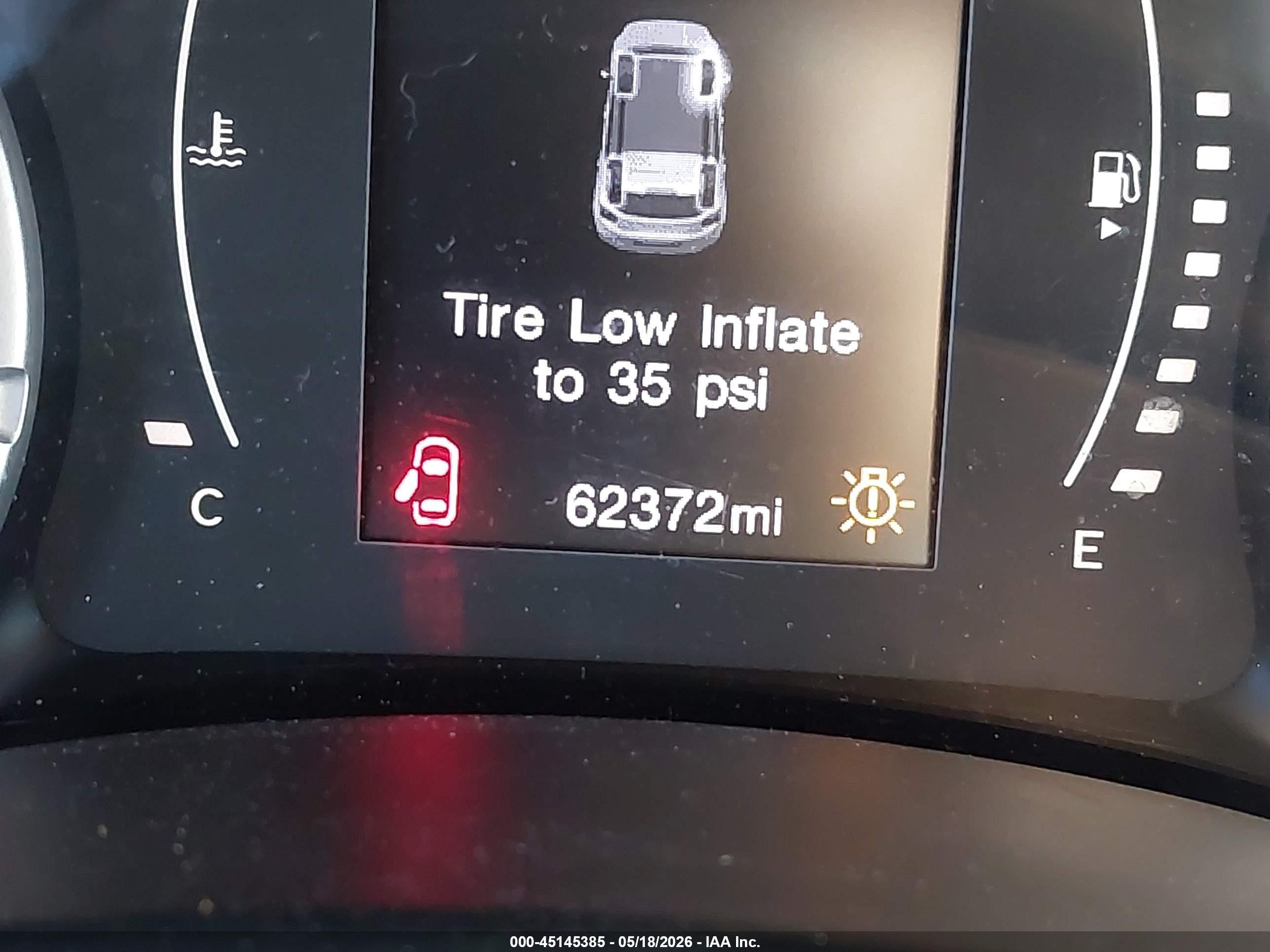 2015 Jeep Renegade North White vin: ZACCJABT8FPB96845