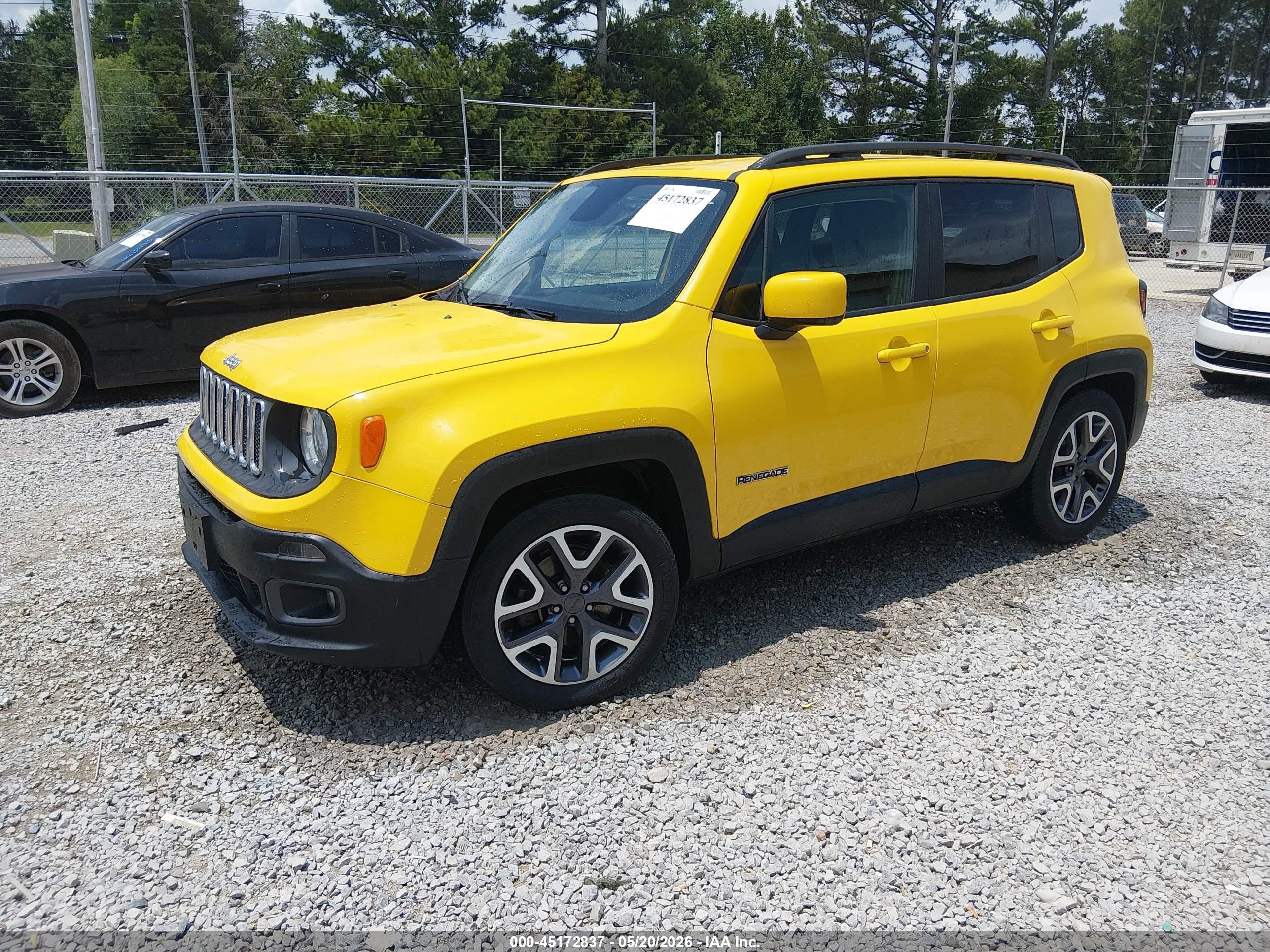 2015 Jeep Renegade Latitude Yellow vin: ZACCJABT8FPC01042