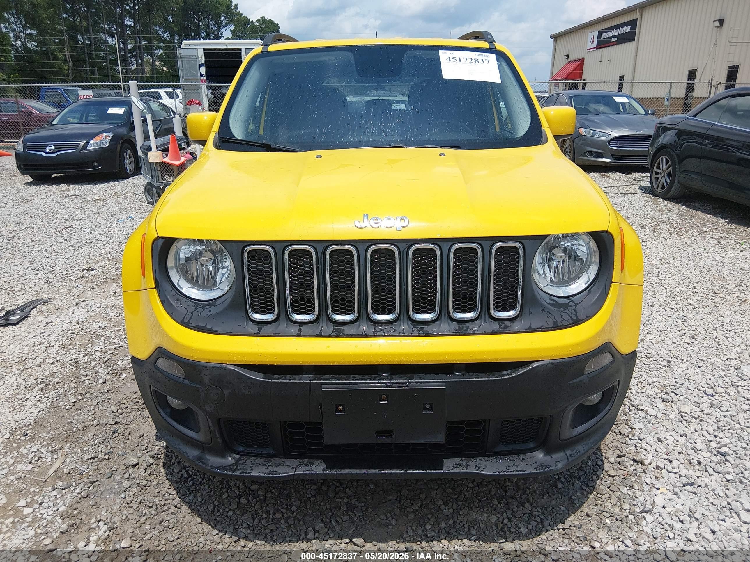 2015 Jeep Renegade Latitude Yellow vin: ZACCJABT8FPC01042