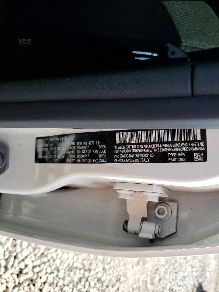 2015 Jeep Renegade Latitude White vin: ZACCJABT8FPC03180