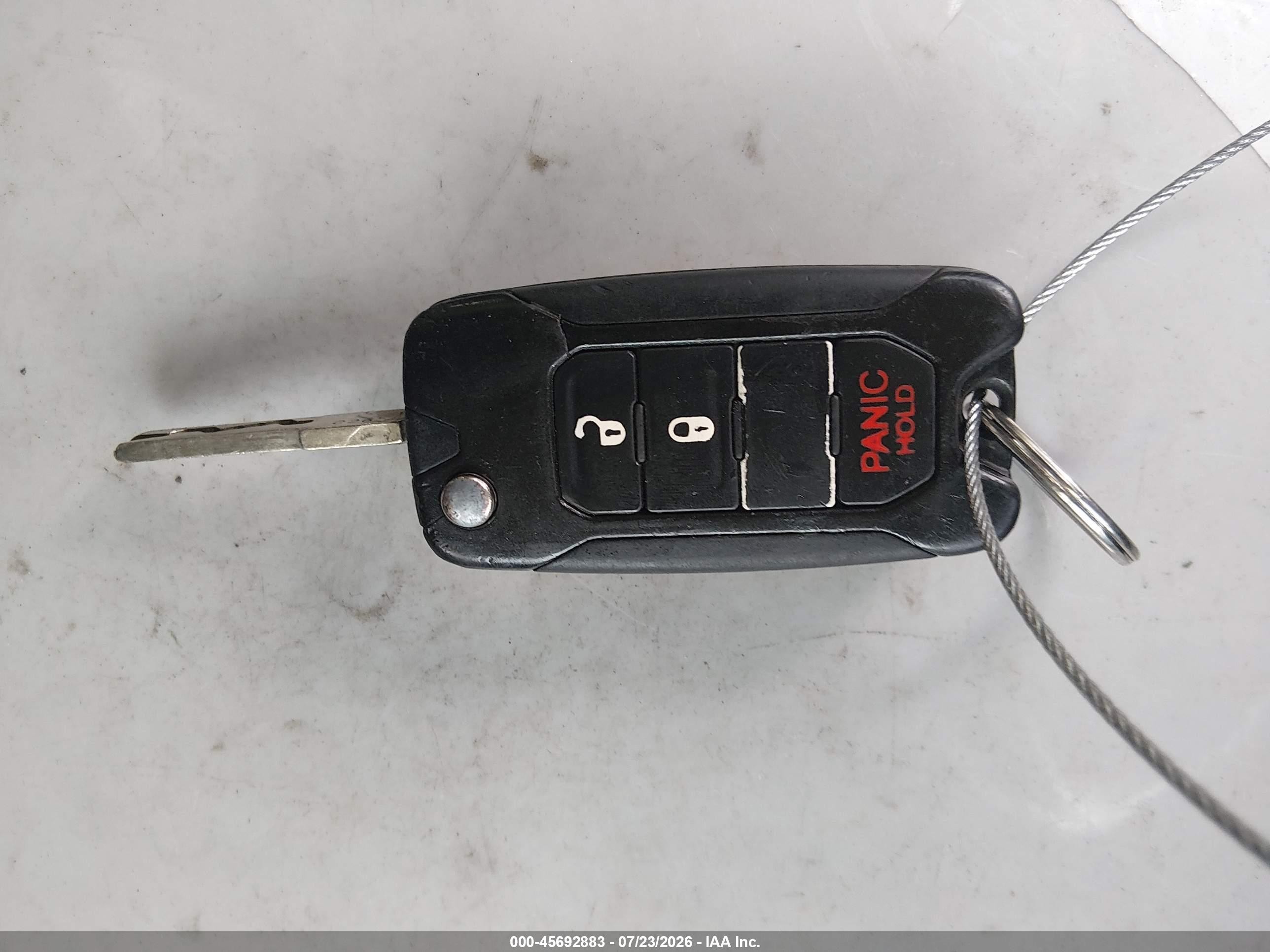2015 Jeep Renegade Latitude Silver vin: ZACCJABT9FPC36737