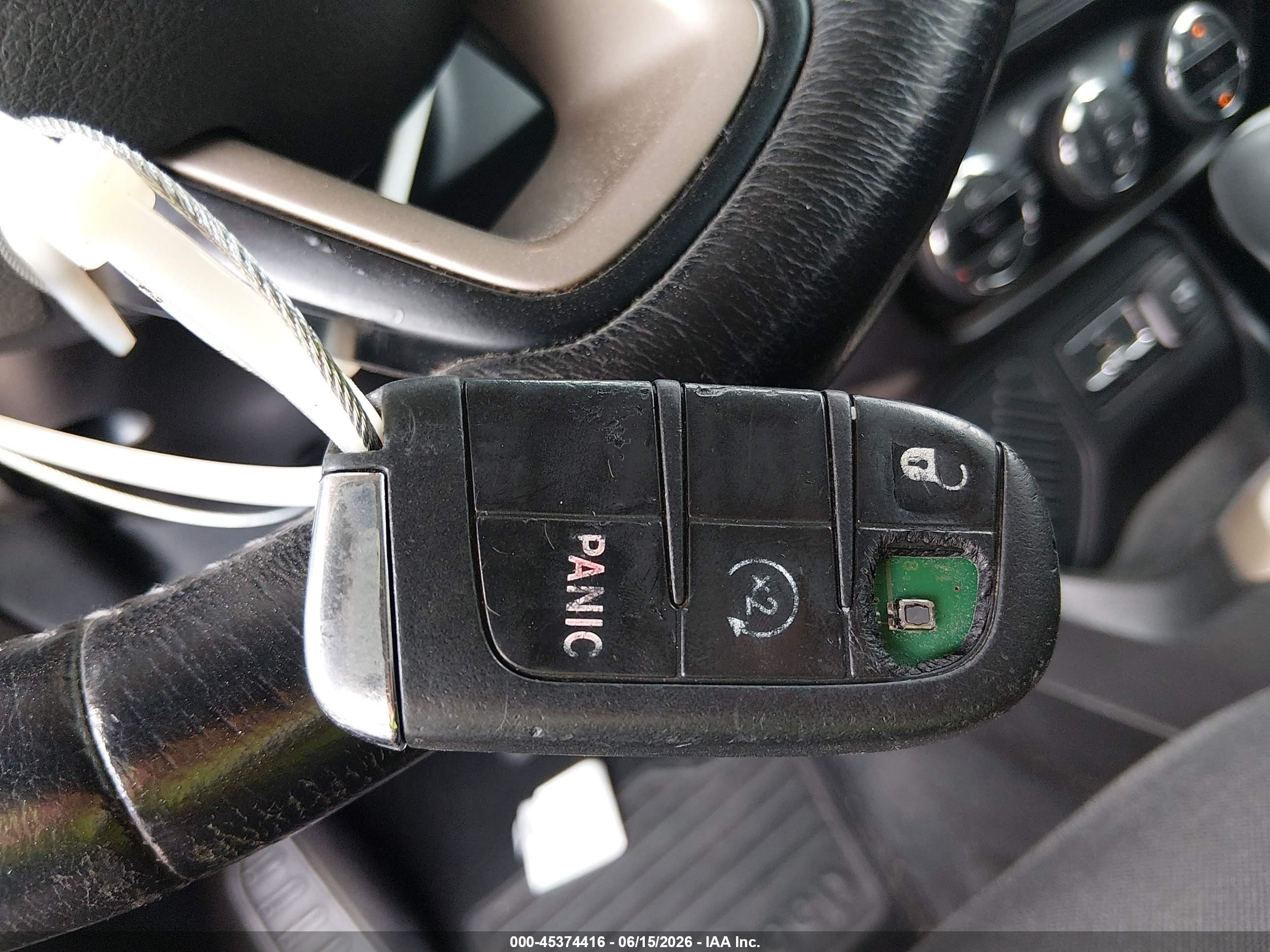 2015 Jeep Renegade Latitude Blue vin: ZACCJABTXFPB34248