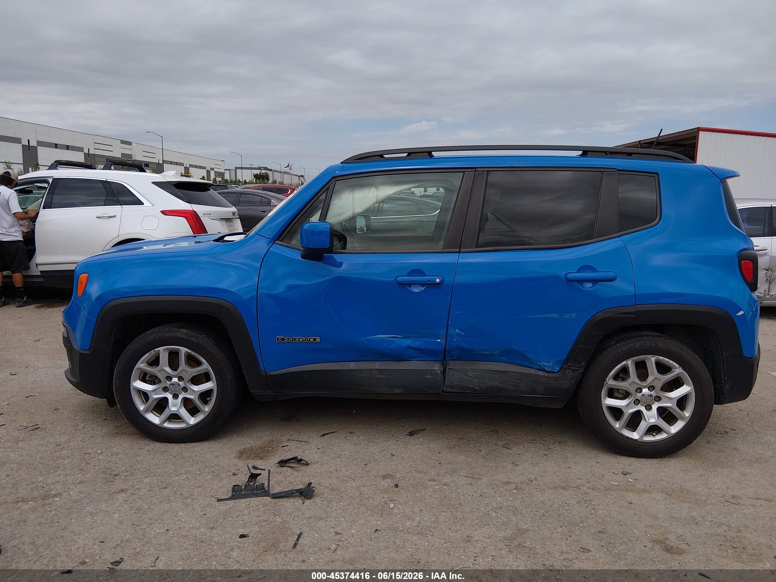 2015 Jeep Renegade Latitude Blue vin: ZACCJABTXFPB34248